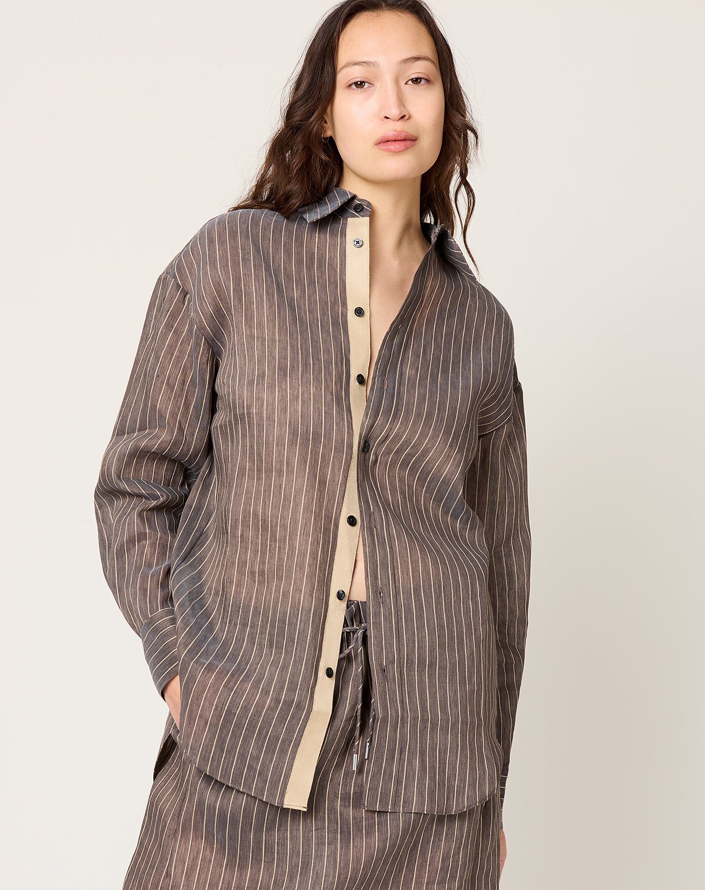 Kallmeyer Dani Button Down in Linen Stripe
