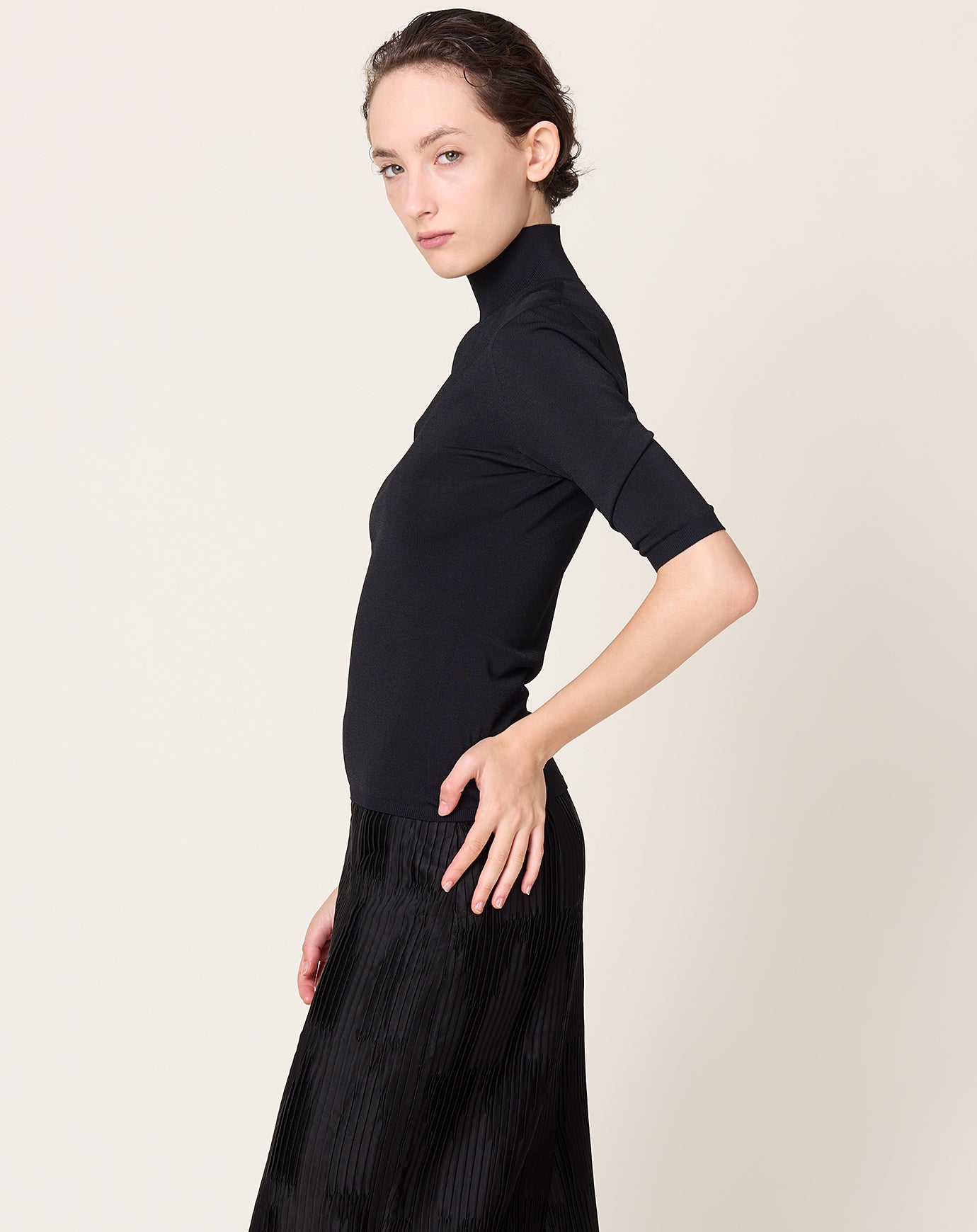 Kallmeyer Finn Short Sleeve Turtleneck in Black