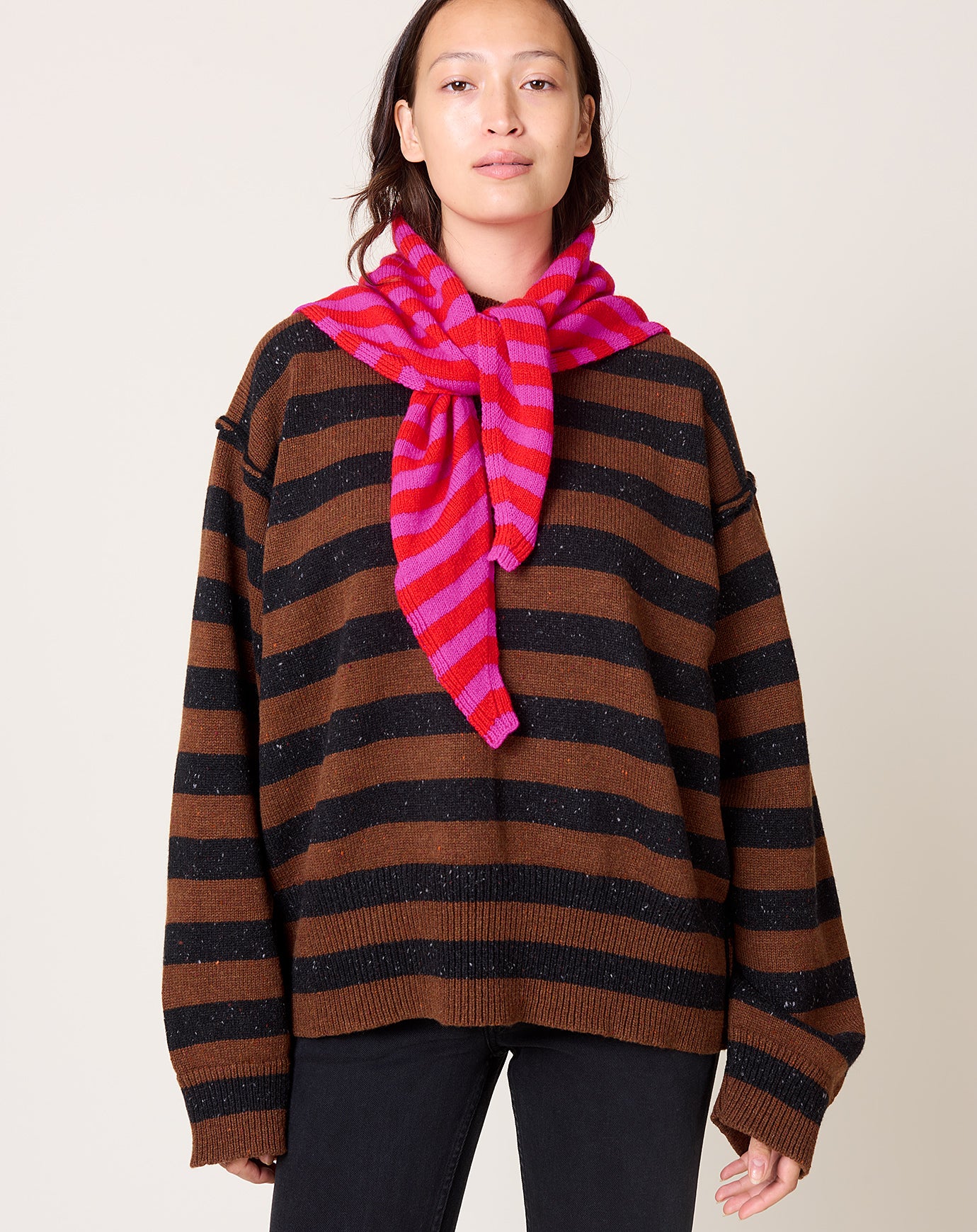La Fetiche Liva Scarf in Red/Pink