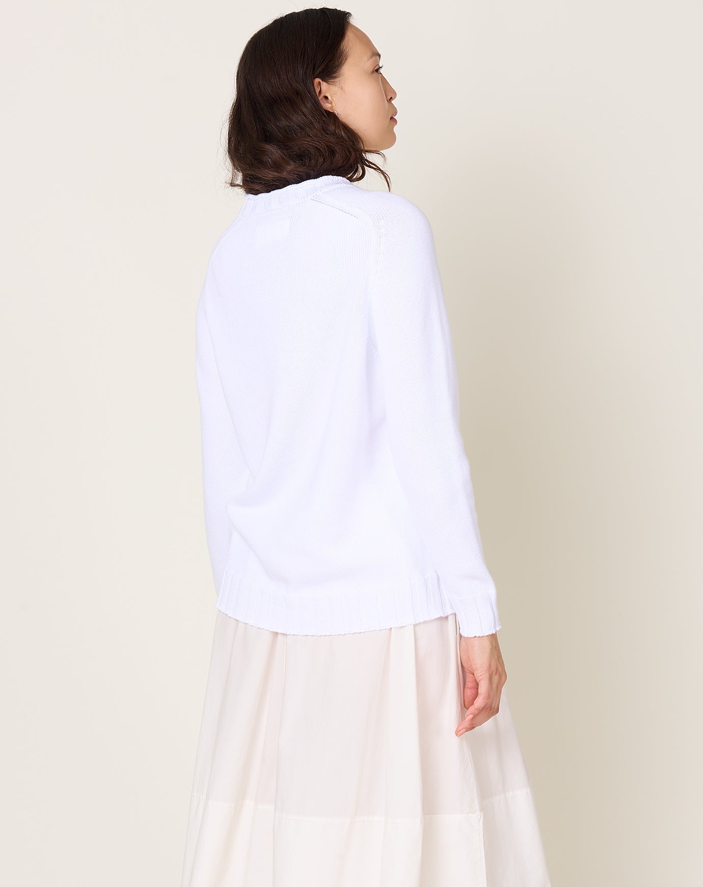 Labo.Art Bus Rollneck in White