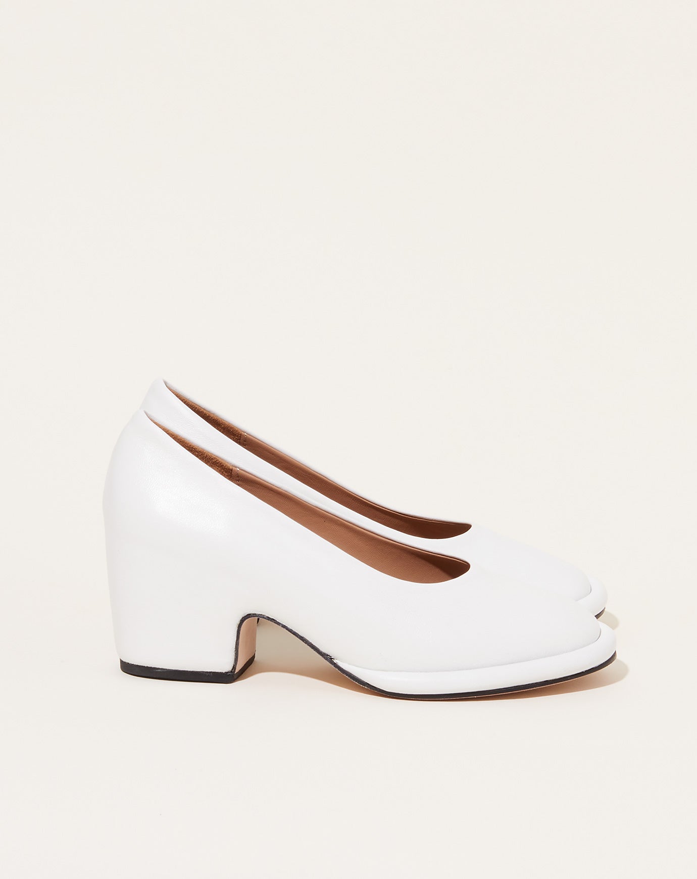 Lauren Manoogian Arch Pump in Bone