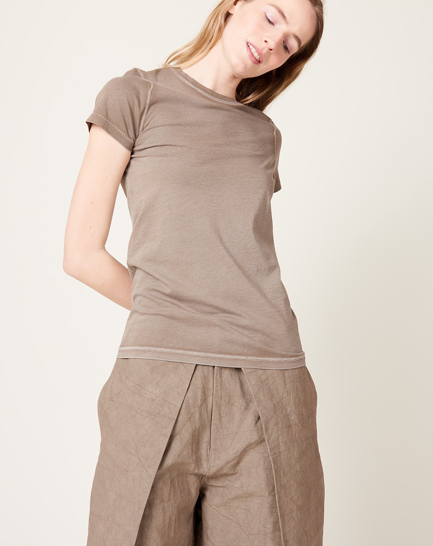 Lauren Manoogian Bias Baby Tee in Washed Wood