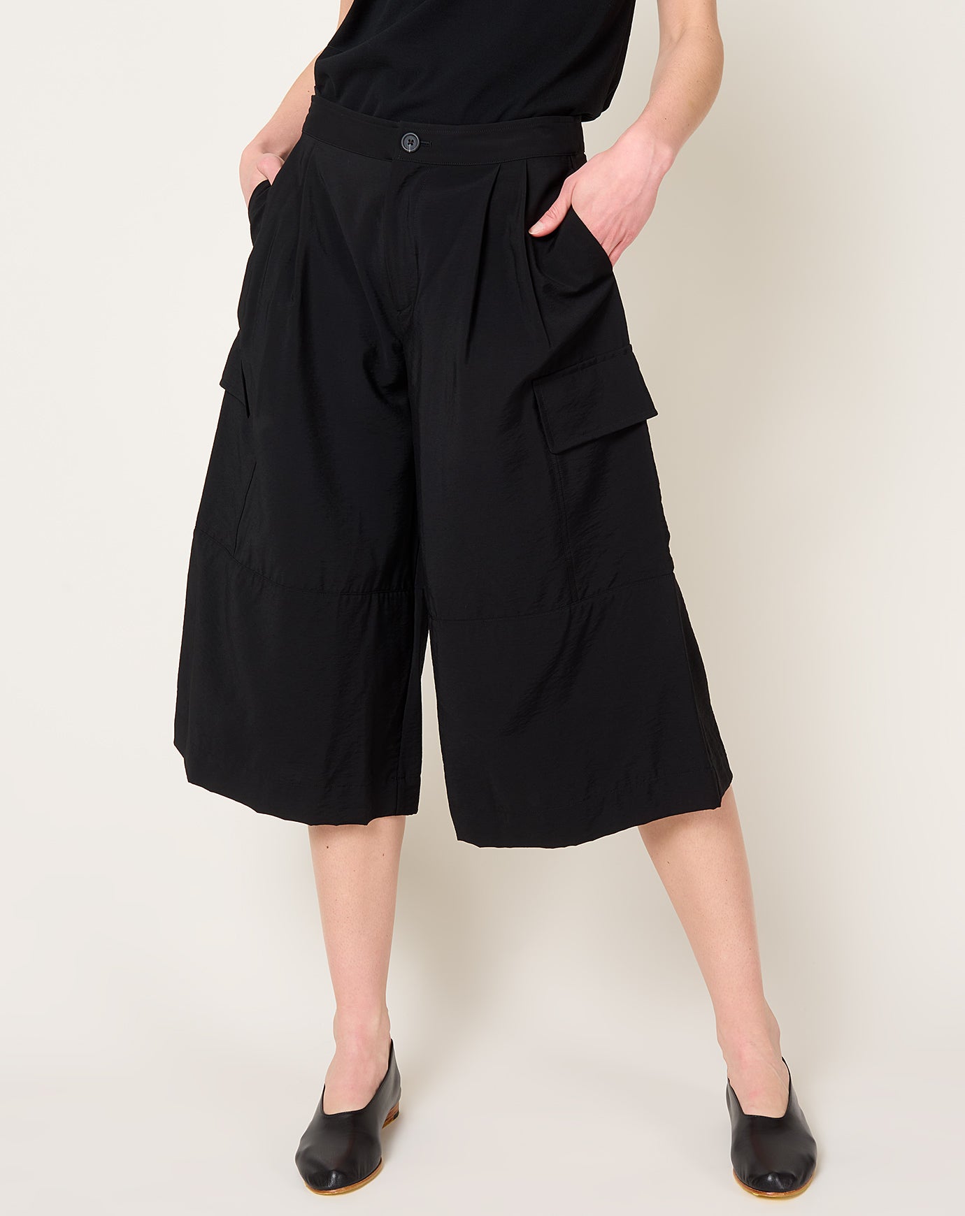 Lauren Manoogian Cargo Pants in Black