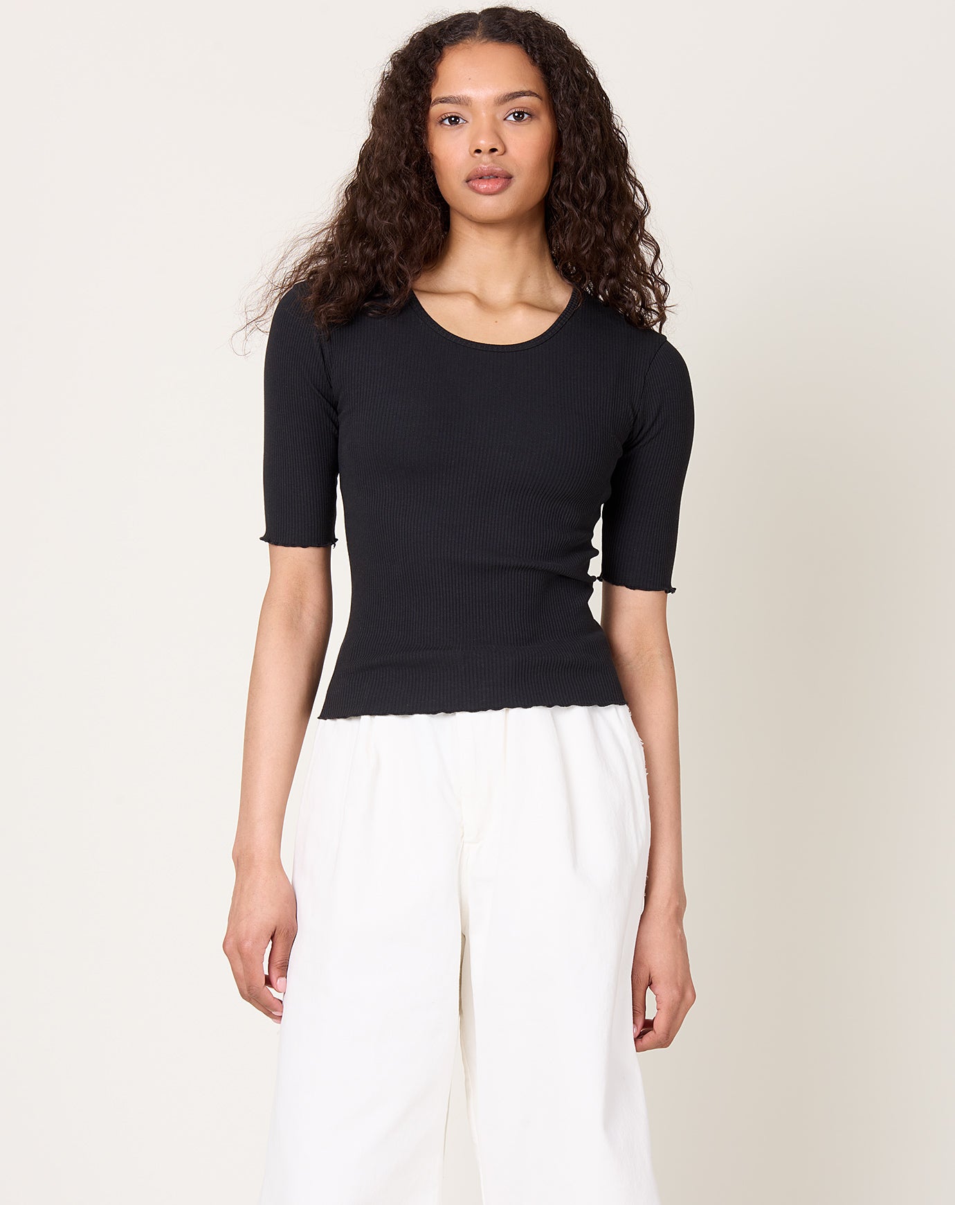 Lauren Manoogian Ruffle Rib Tee in Black