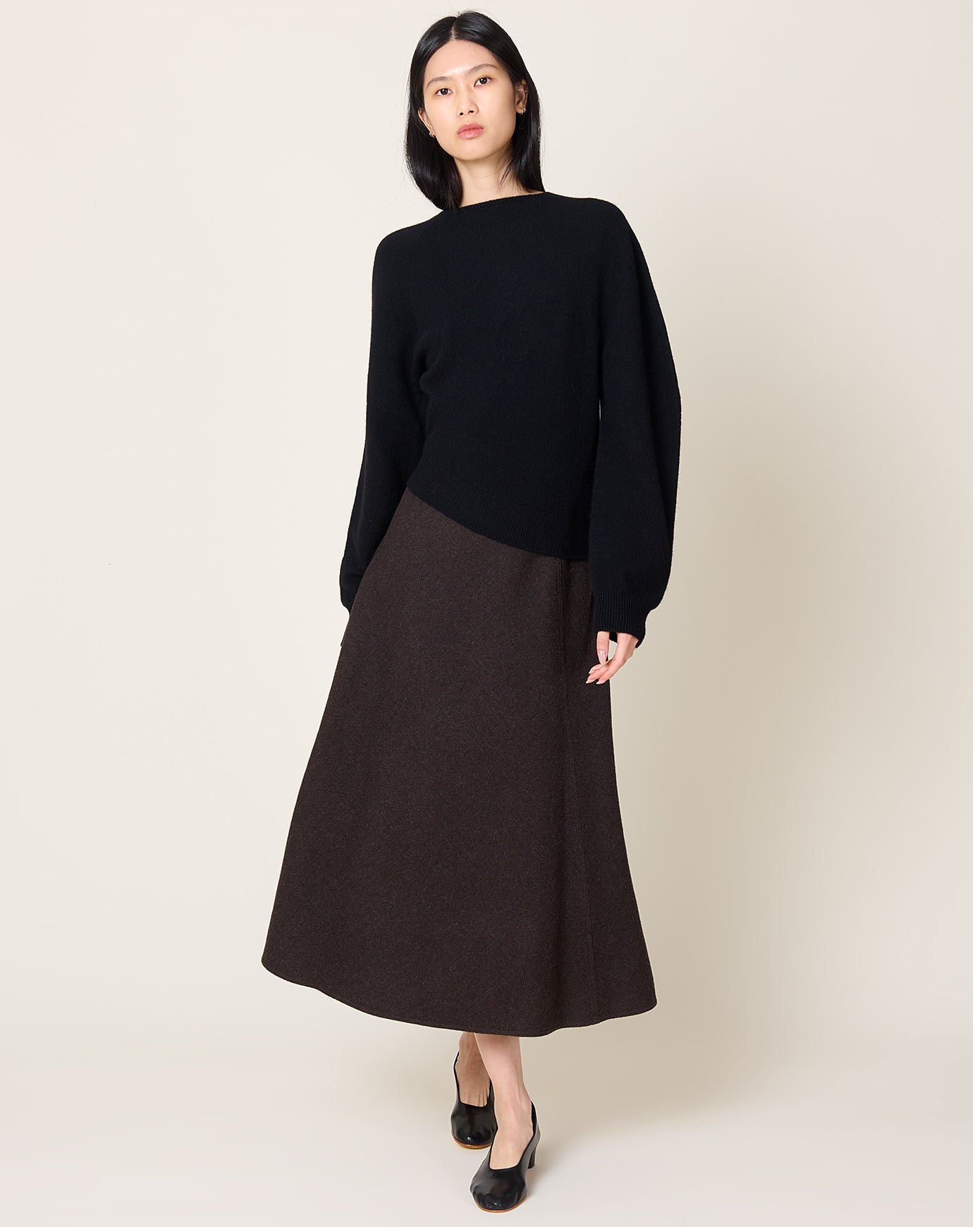 Le17septembre Cara Twisted Asymmetric Knit Top in Black
