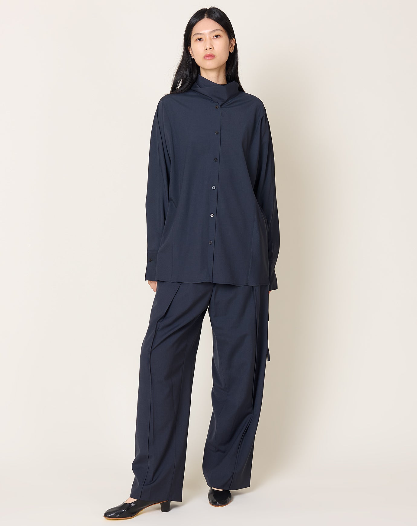 Le17septembre Wool Tie Neck Shirt in Navy