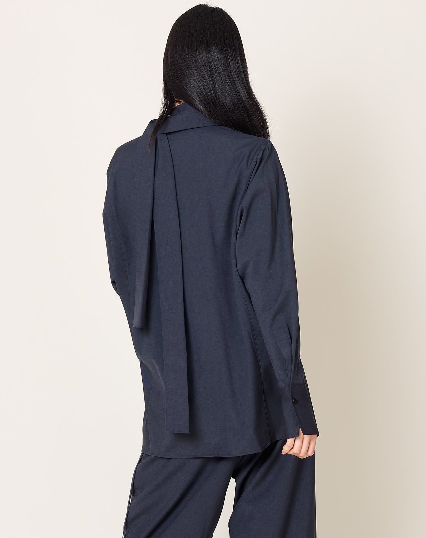 Le17septembre Wool Tie Neck Shirt in Navy