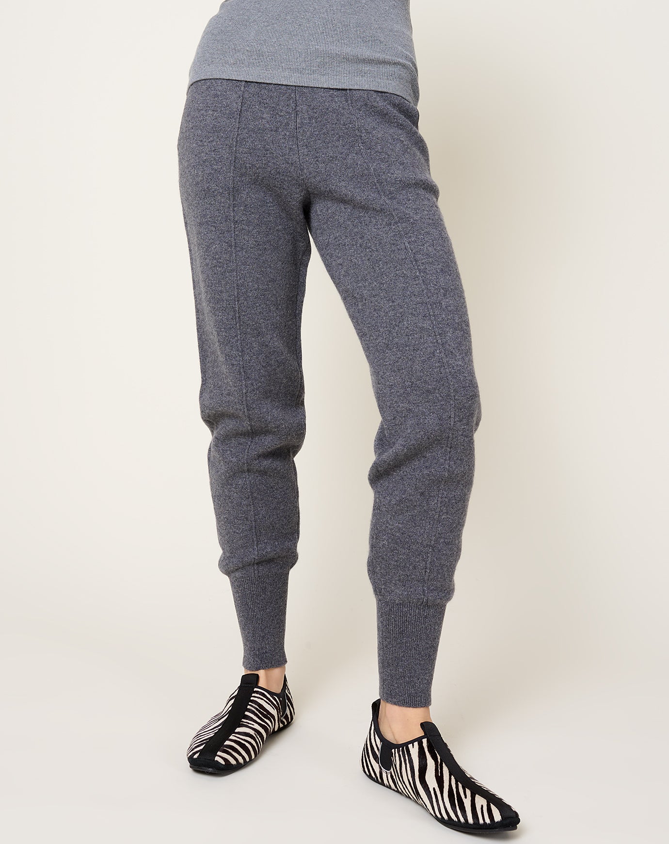 Lisa Yang Aila Trousers in Graphite