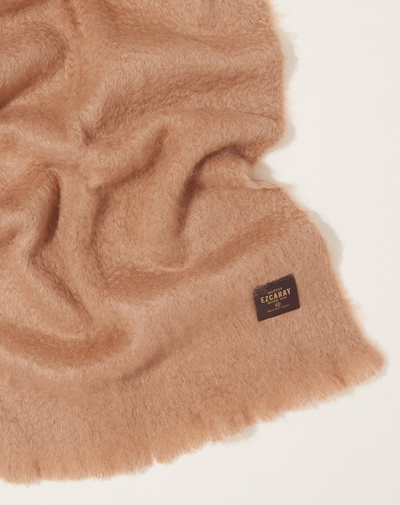 Mantas Ezcaray Mohair Lisos Throw in Beige