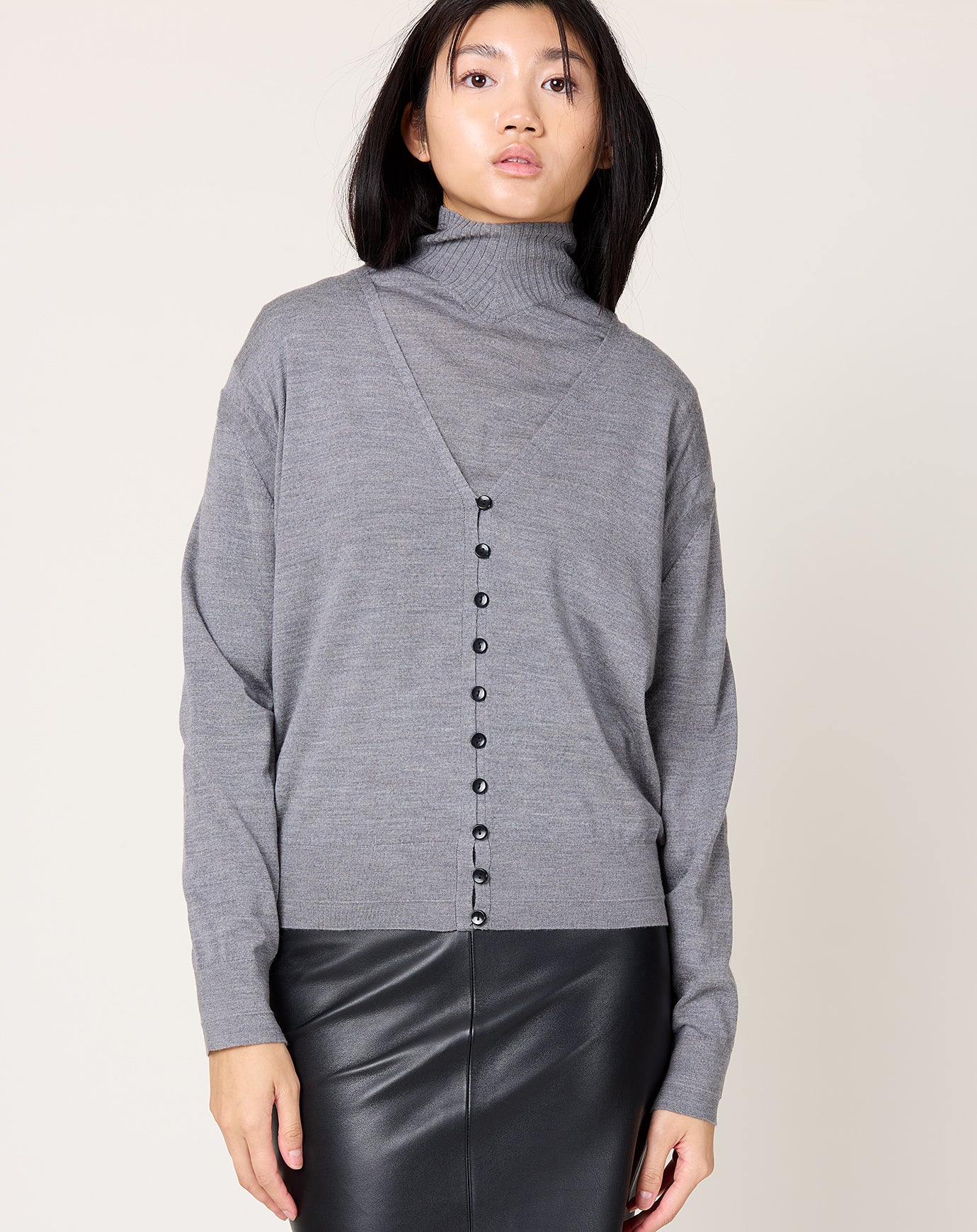 Maria McManus Button V Cardigan in Heather Grey