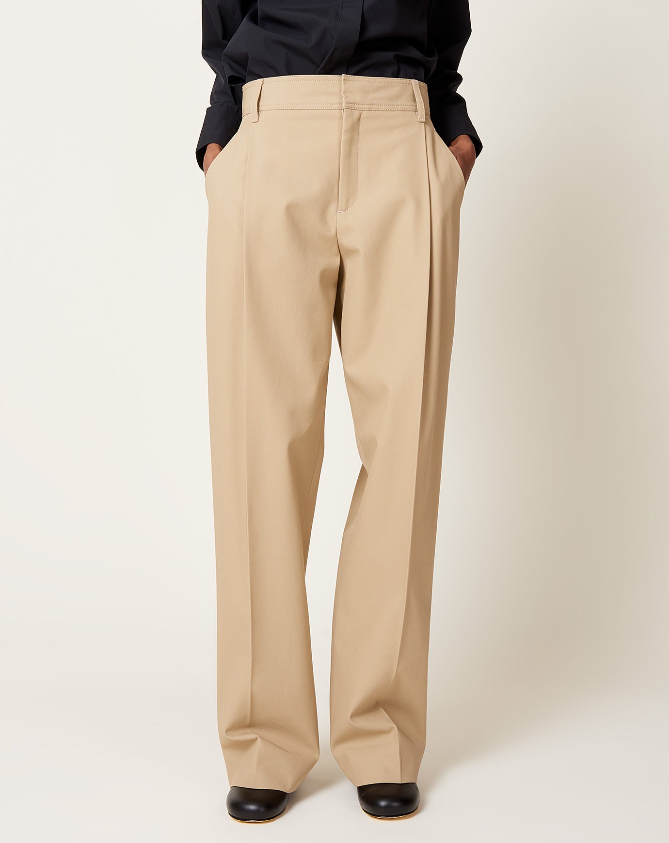 Maria McManus Mid Rise Single Pleat Front Trouser in Sand