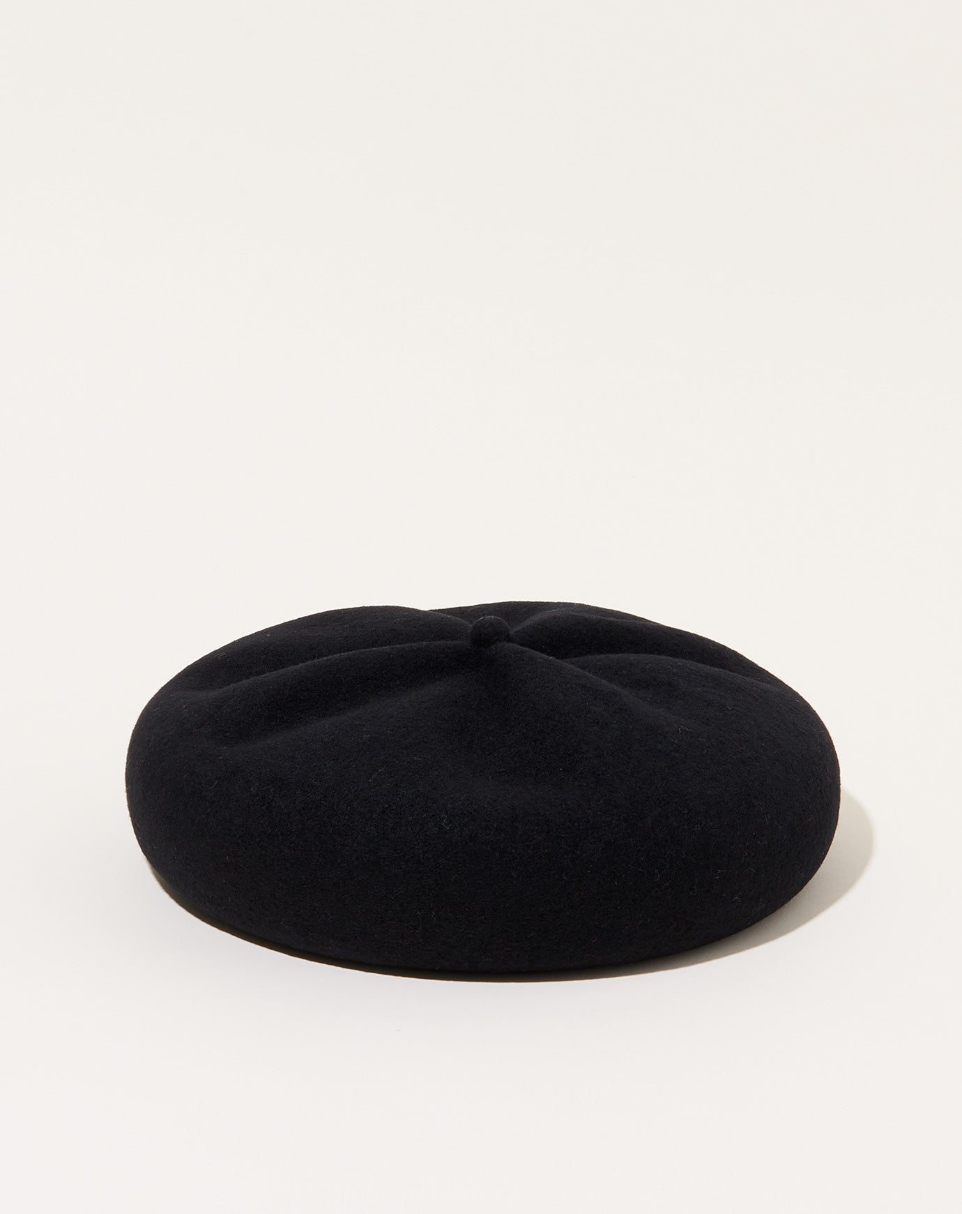 Mature Ha Beret with Top Gather Rib in Black