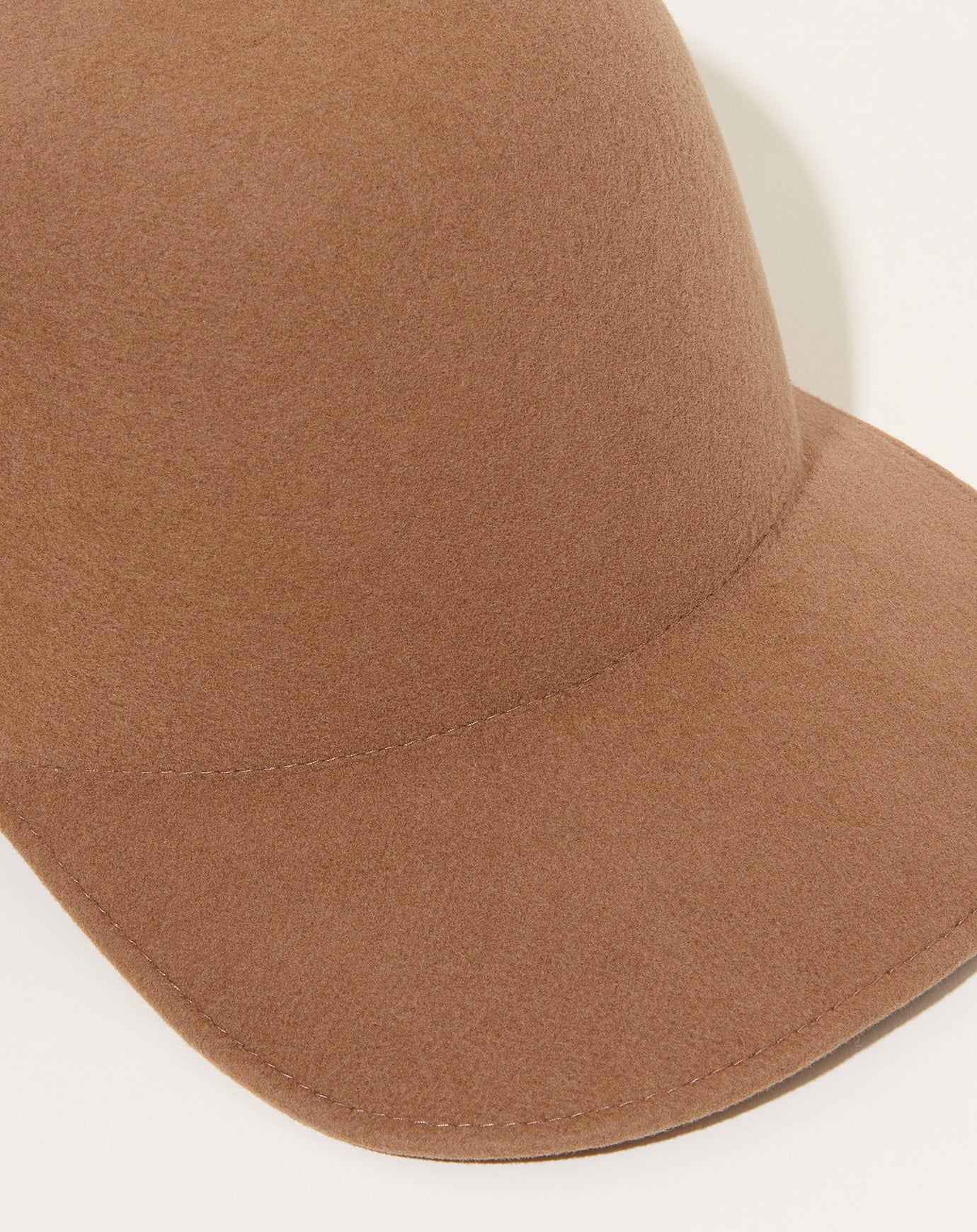 Mature Ha Felt Cap in Dark Camel