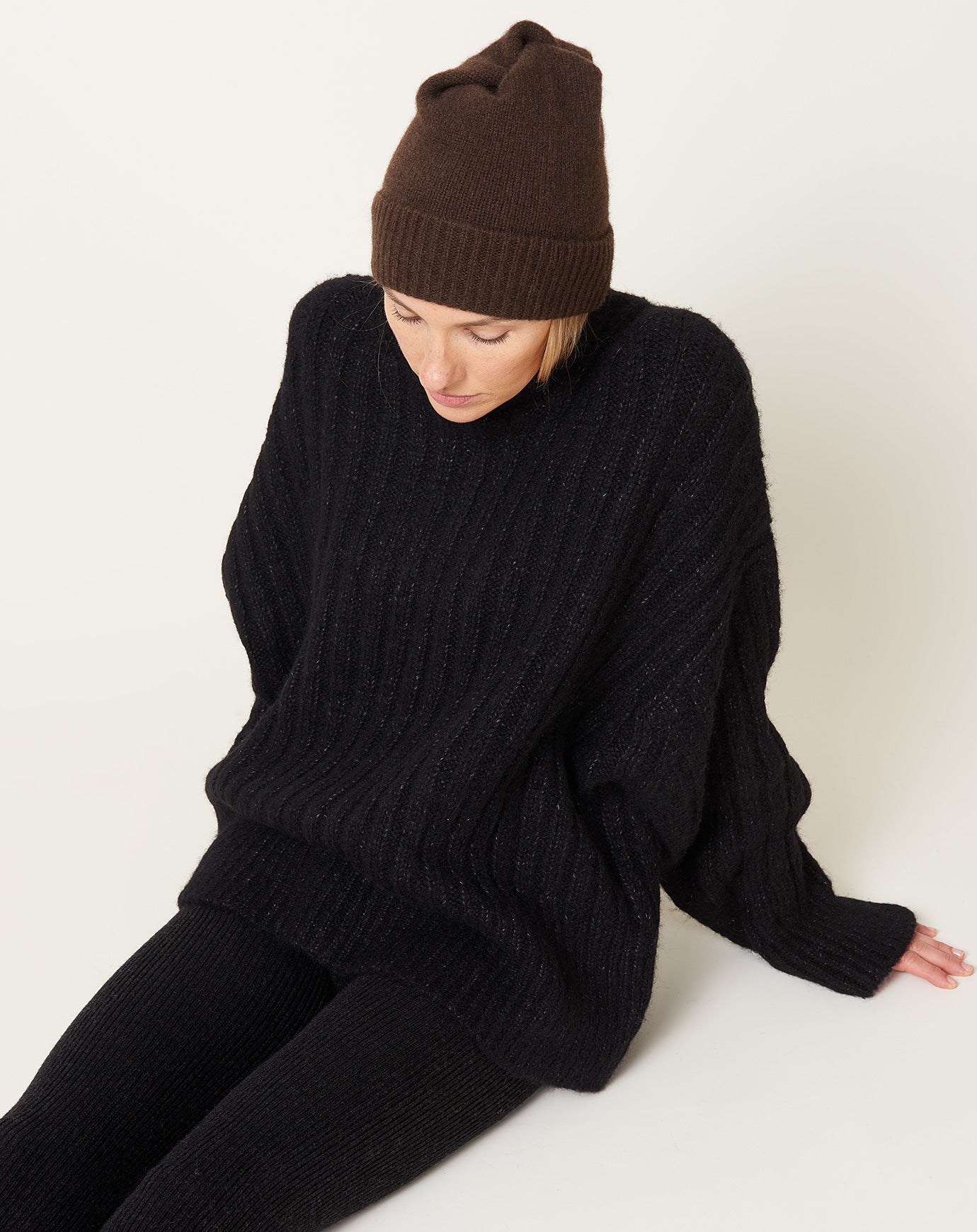 Mature Ha Pleats Yak Knit Cap in Brown