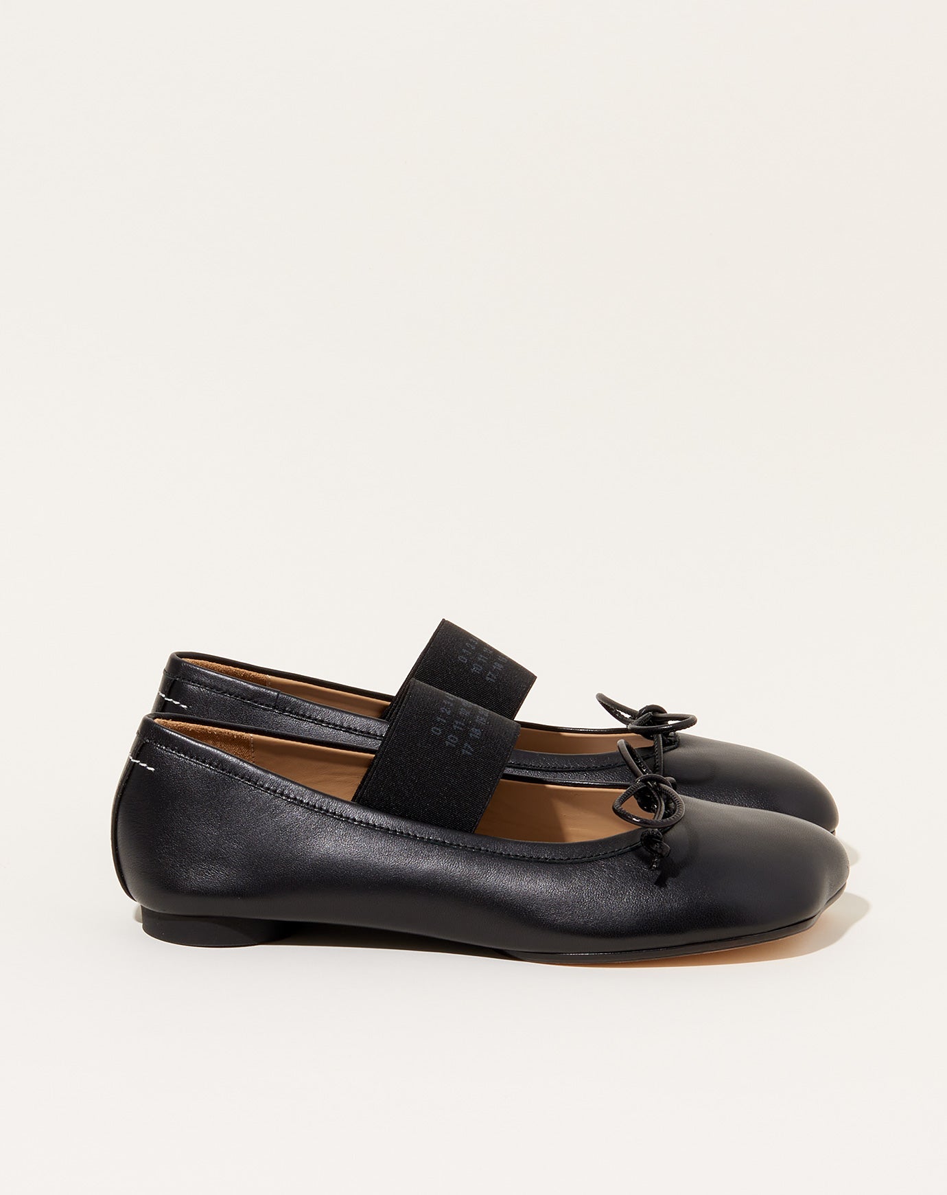 MM6 Anatomic Ballerinas in Black