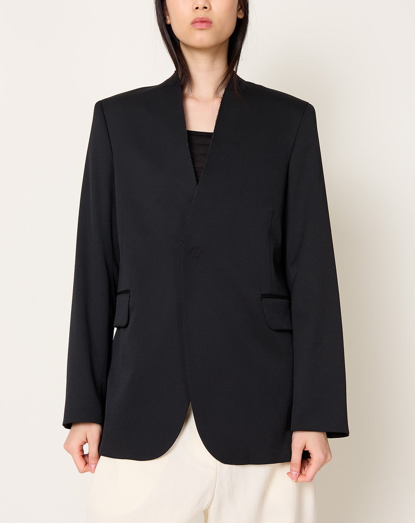 MM6 Collarless Padded Suit Jacket in Balck