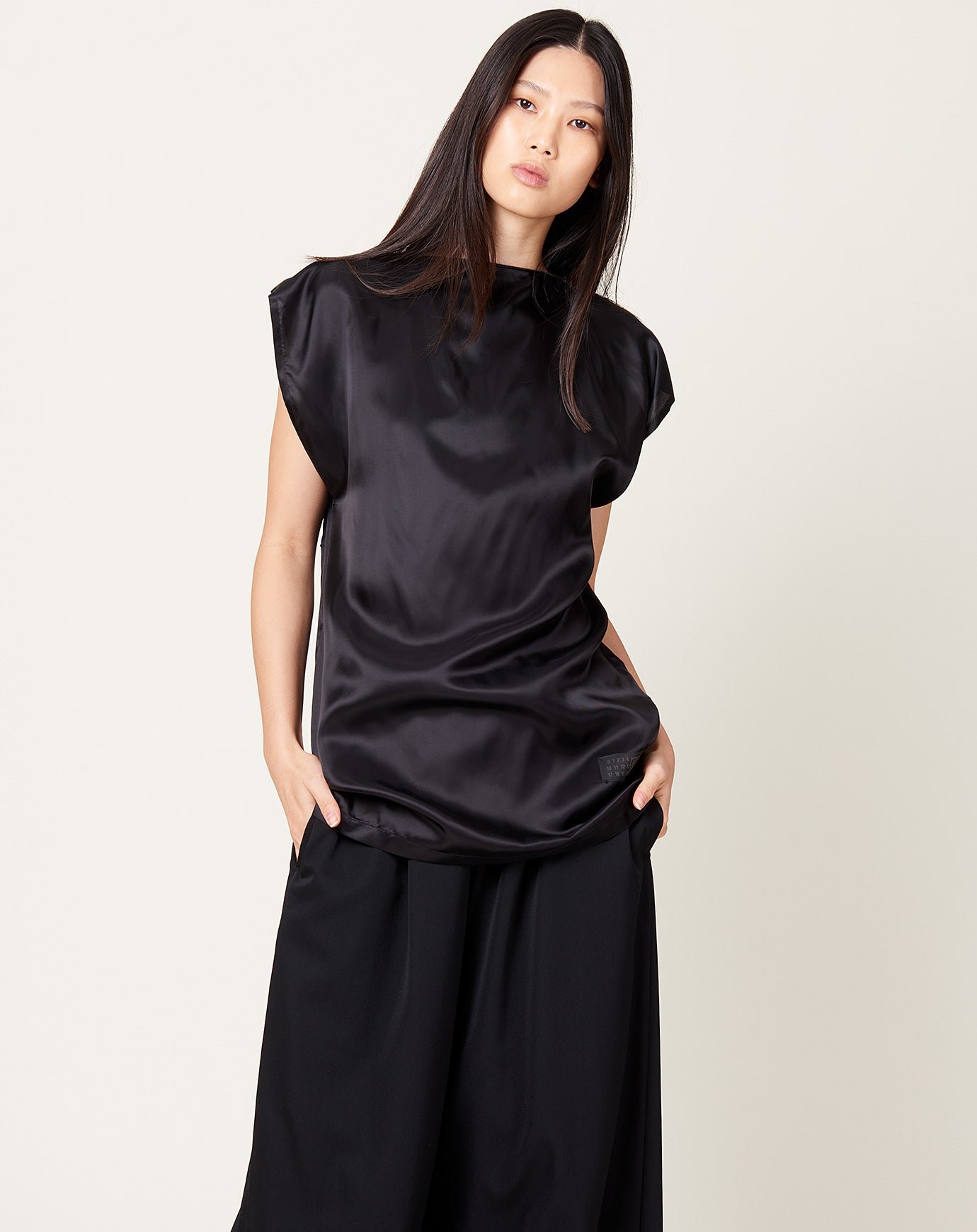 MM6 Sleeveless Top in Black