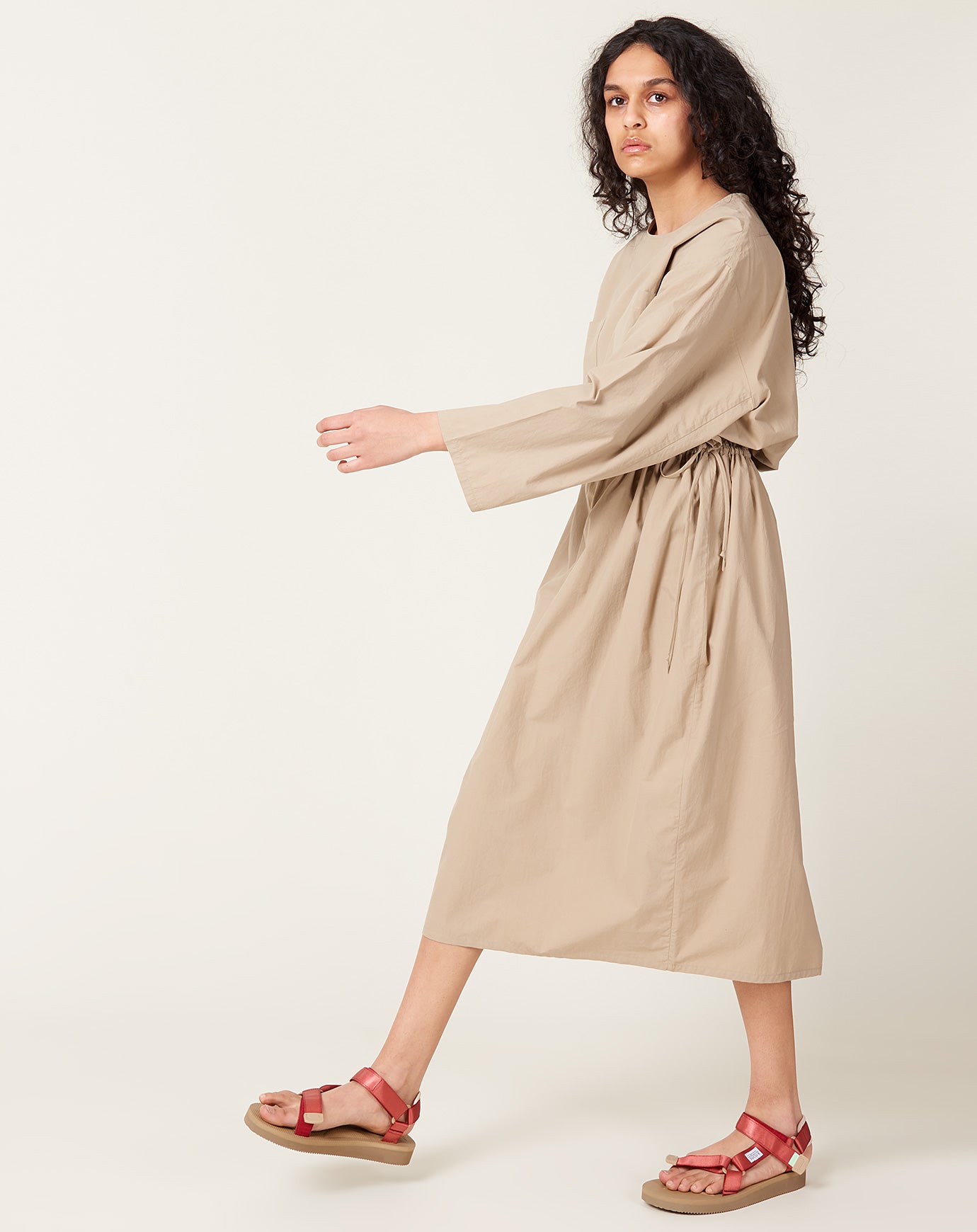 Modern Weaving Drawstring Slouch Pocket Dress in Taupe