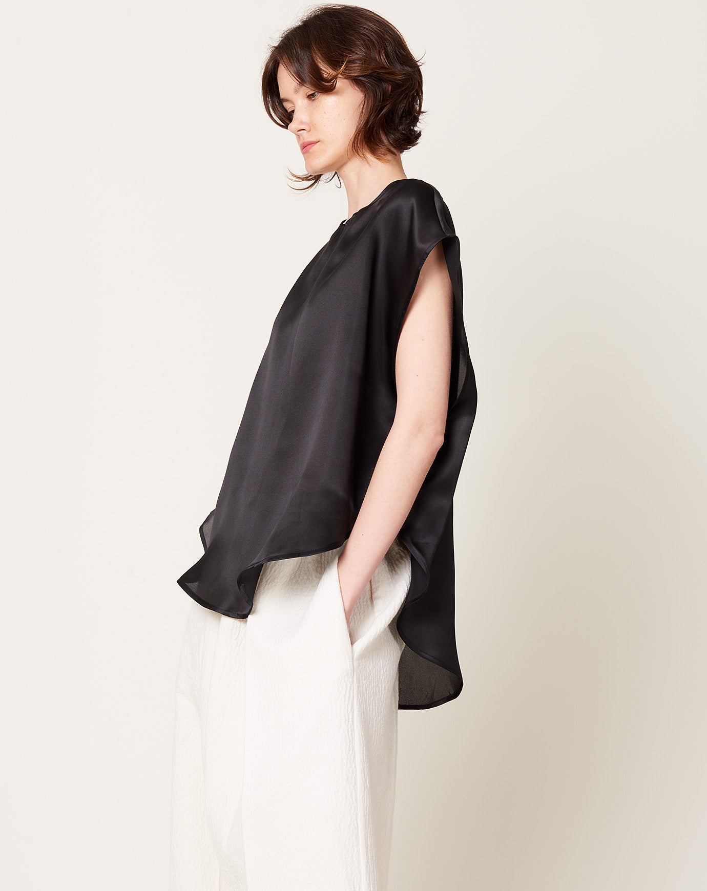 Modern Weaving Organza Oversize Sheath Top in Black