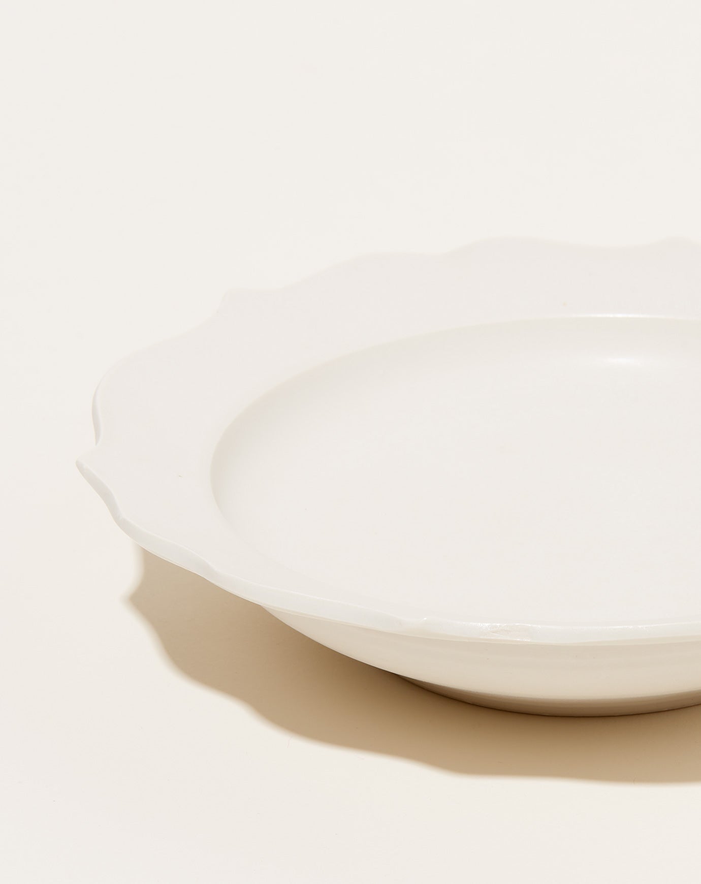 Monohanako Chakra Pasta Bowl in White