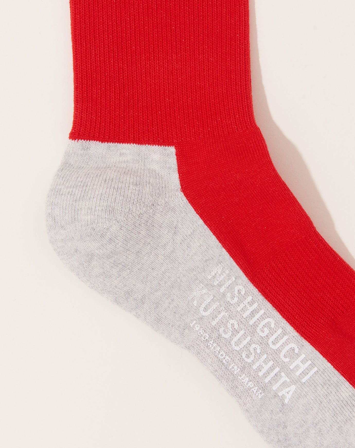 Nishiguchi Kutsushita Cotton Cashmere Walk Socks in Red Sox