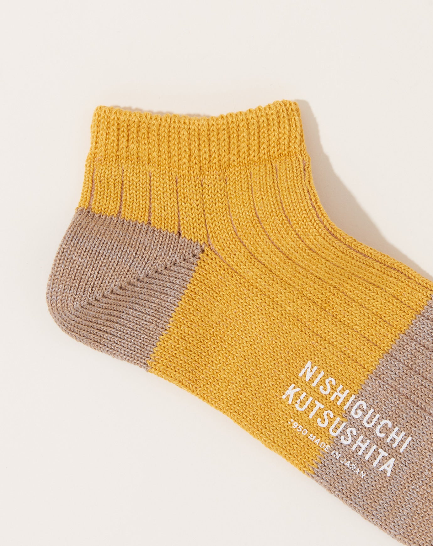 Nishiguchi Kutsushita Linen Cotton Anklet in Yellow