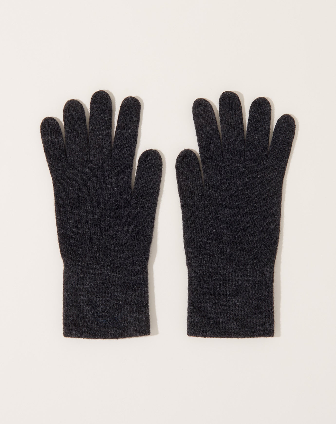 Nishiguchi Kutsushita Merino Wool Gloves in Charcoal