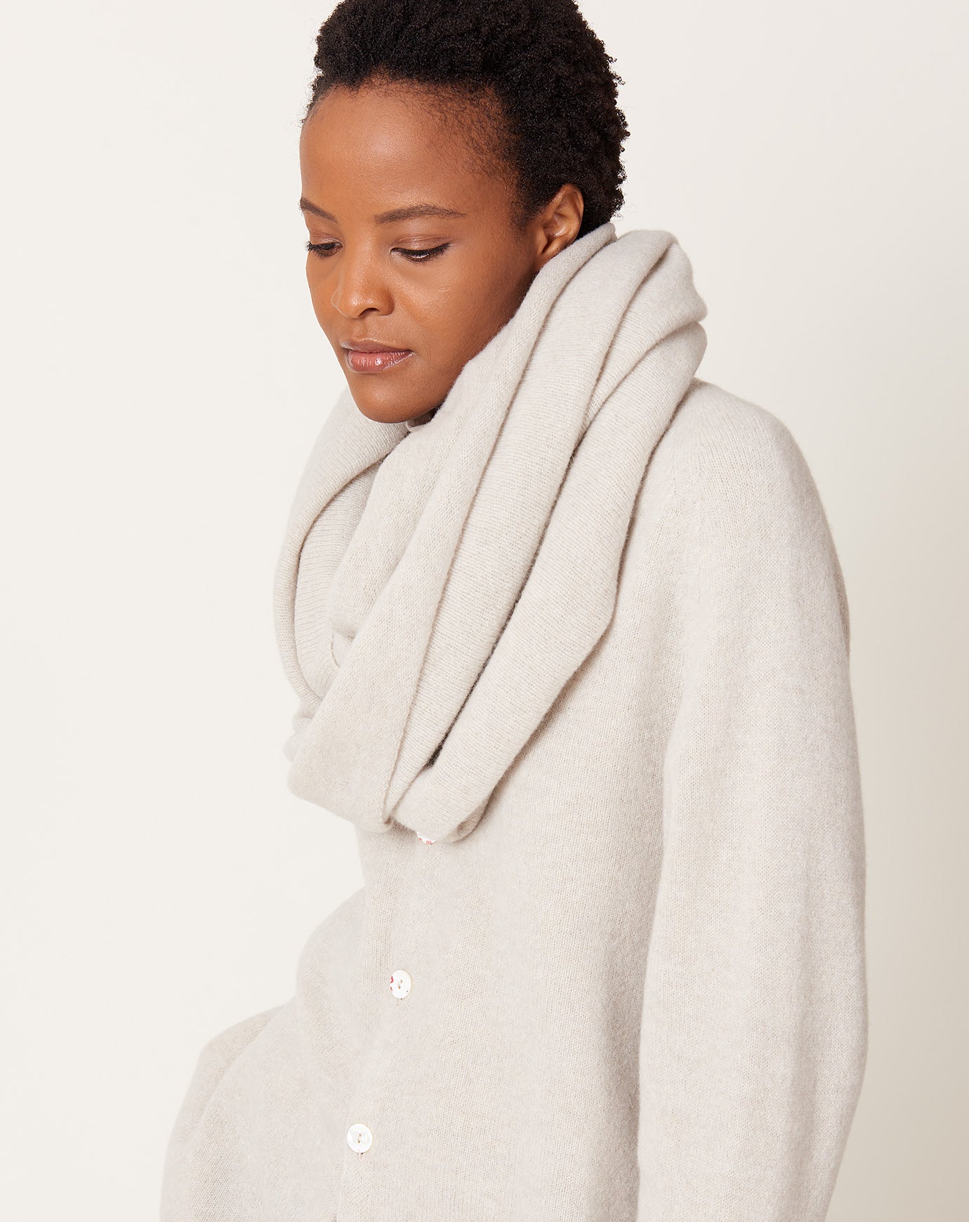 pas de calais Fine Merino Wool Snood Scarf in Beige