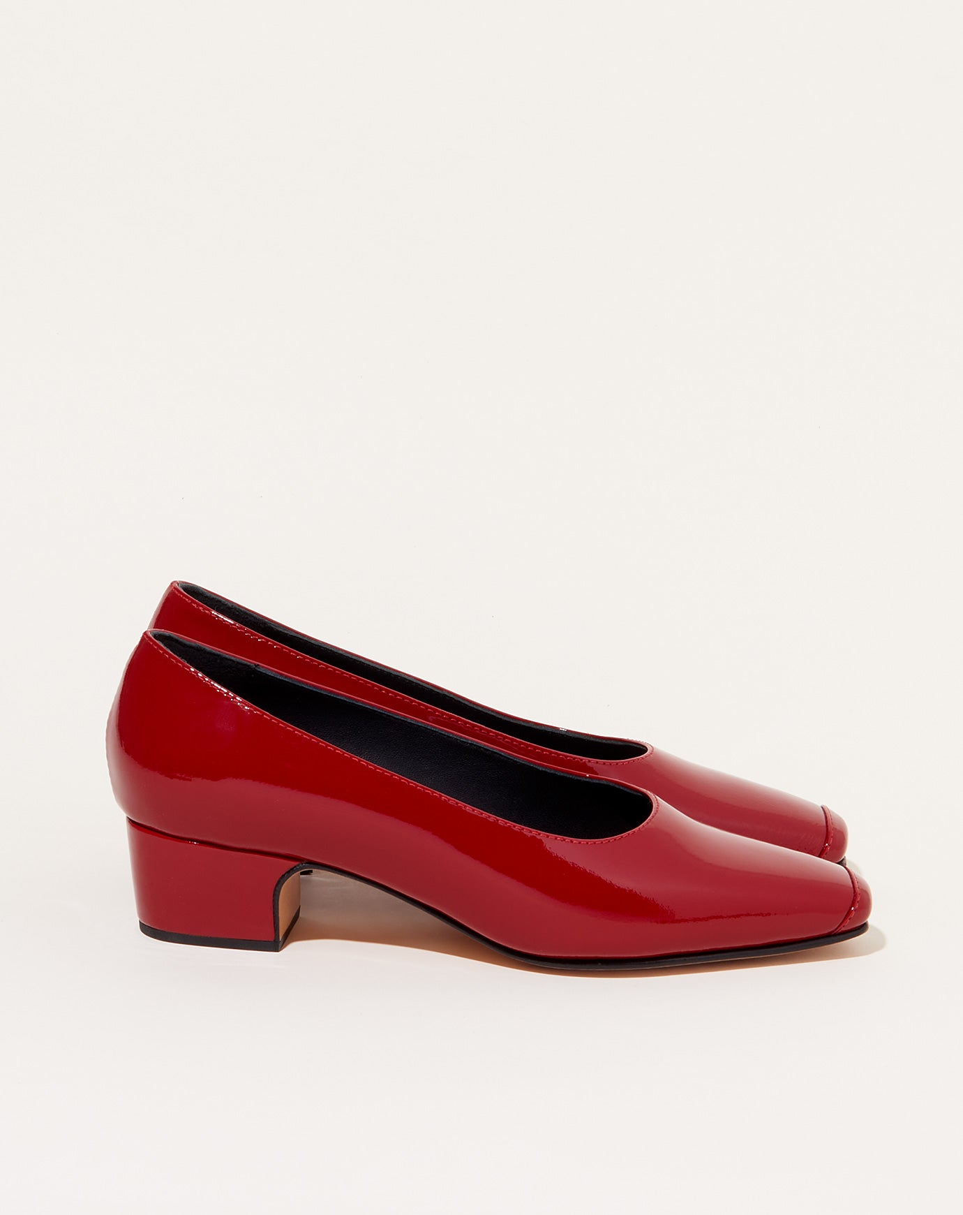 Rachel Comey Granny Pump in Scarlet