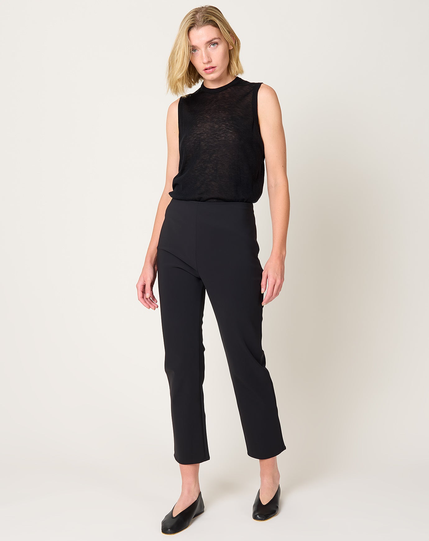 Róhe Cigarette Scuba Trousers in Black