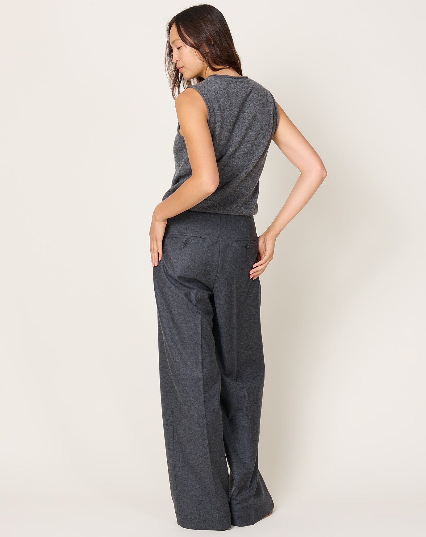 Róhe Relaxed Soft Wool Trousers in Dark Grey Melange
