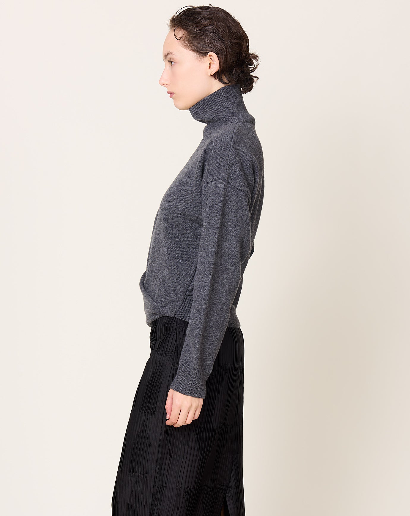 Róhe Sculptural Turtleneck in Dark Grey Melange