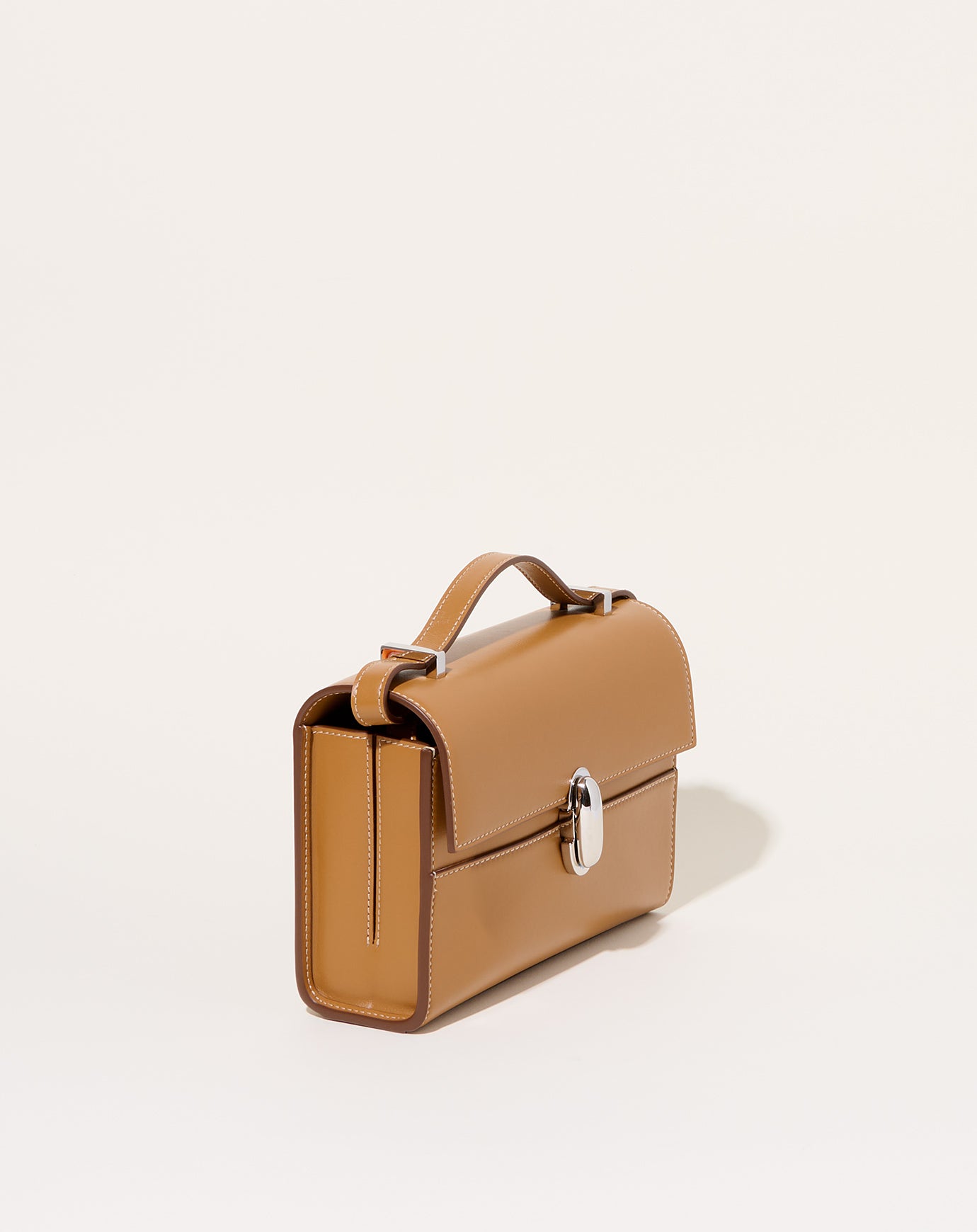 Savette Symmetry 19 in Saddle