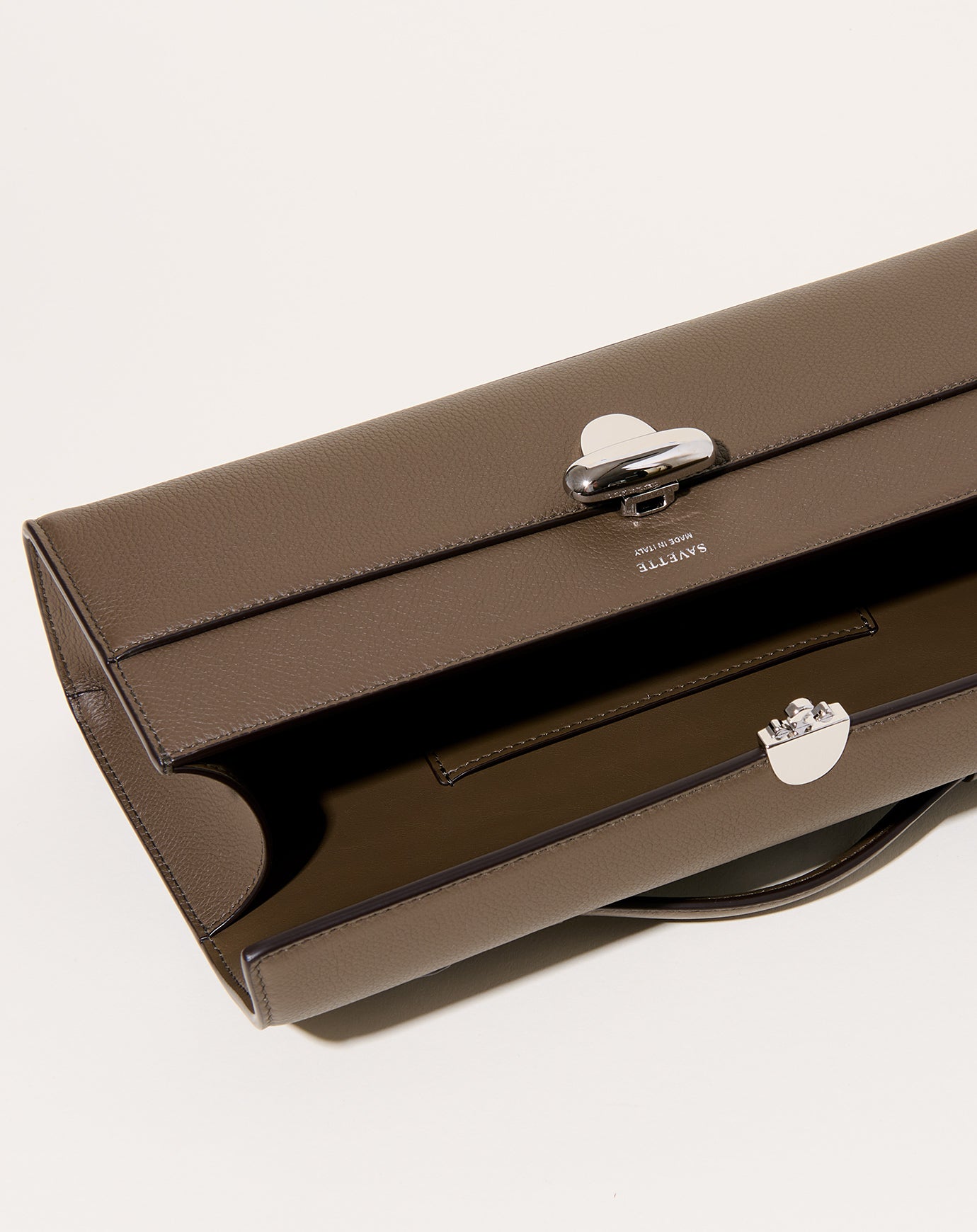 Savette Symmetry Pochette in Mink