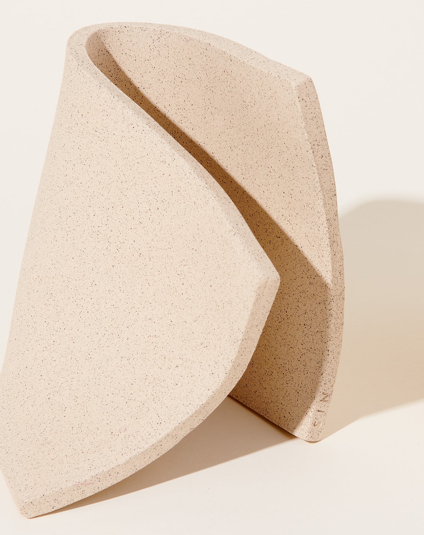 SIN Serra Bookends in Sand