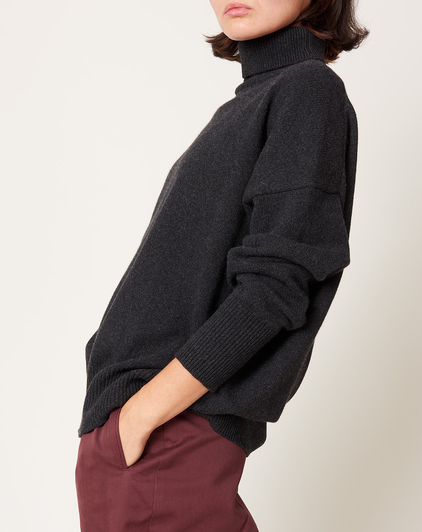 Skall Studio Dello Turtleneck in Dark Grey Melange