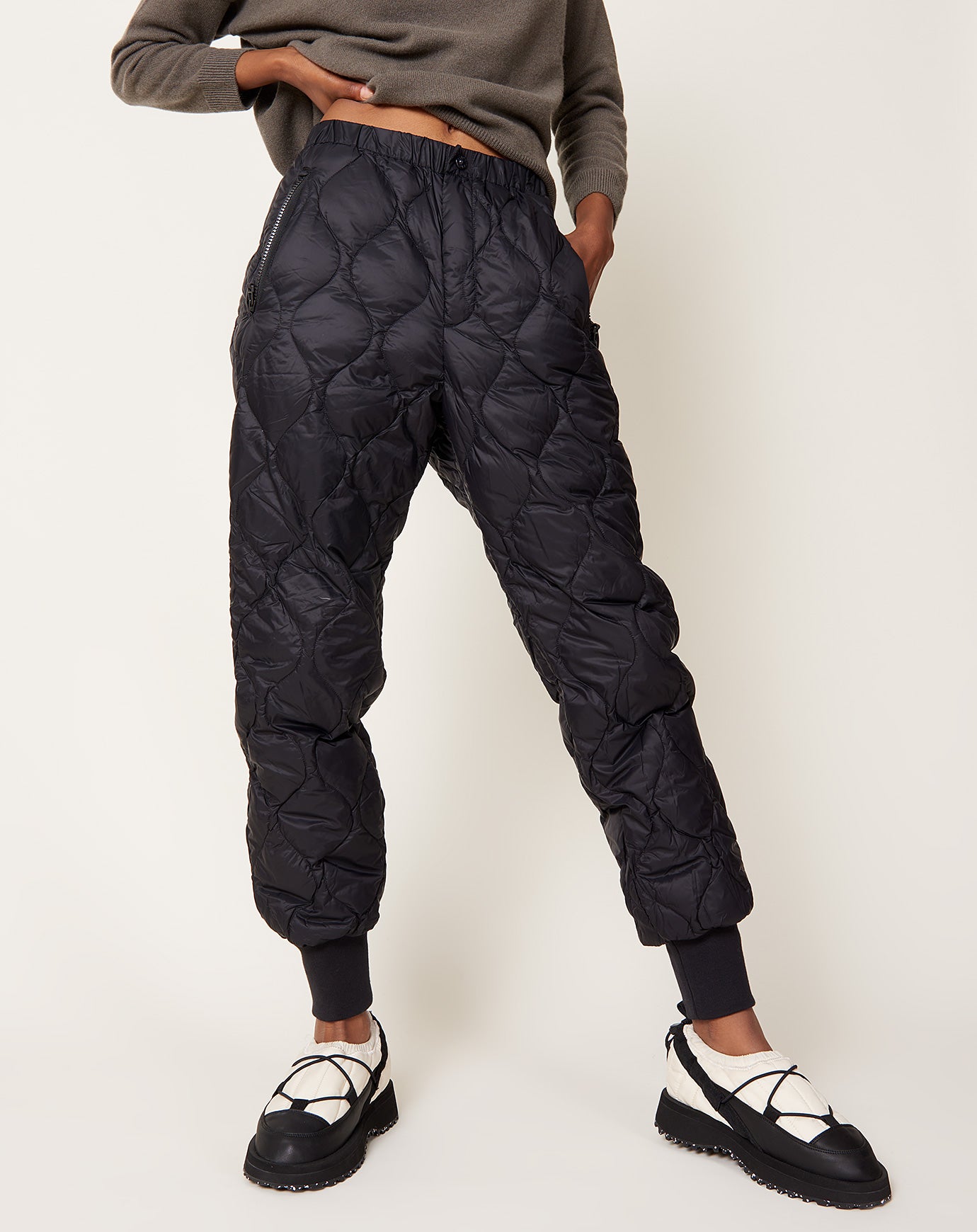 Taion Military Down Pants in Black