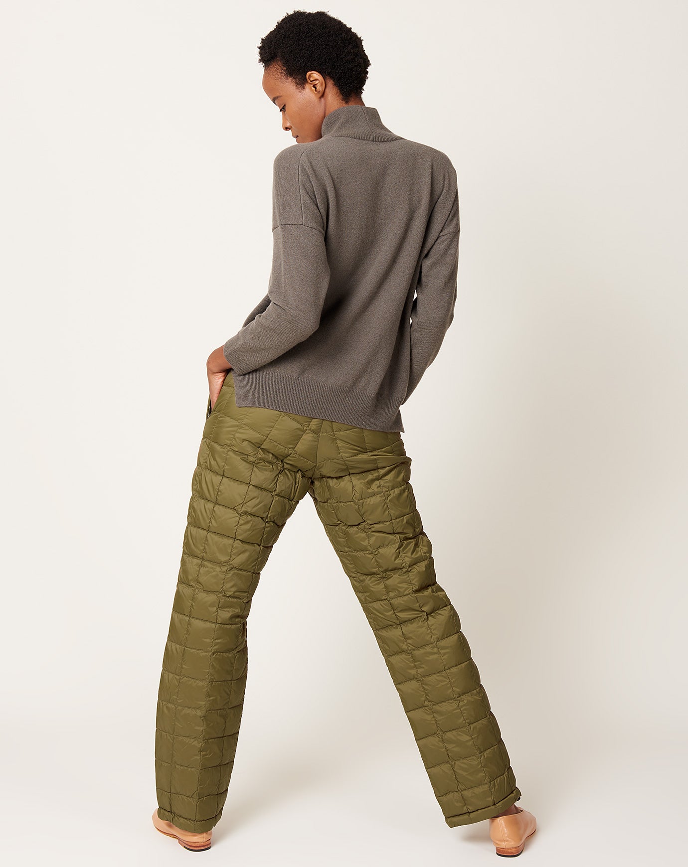 Taion Mountain Down Pants in Olive