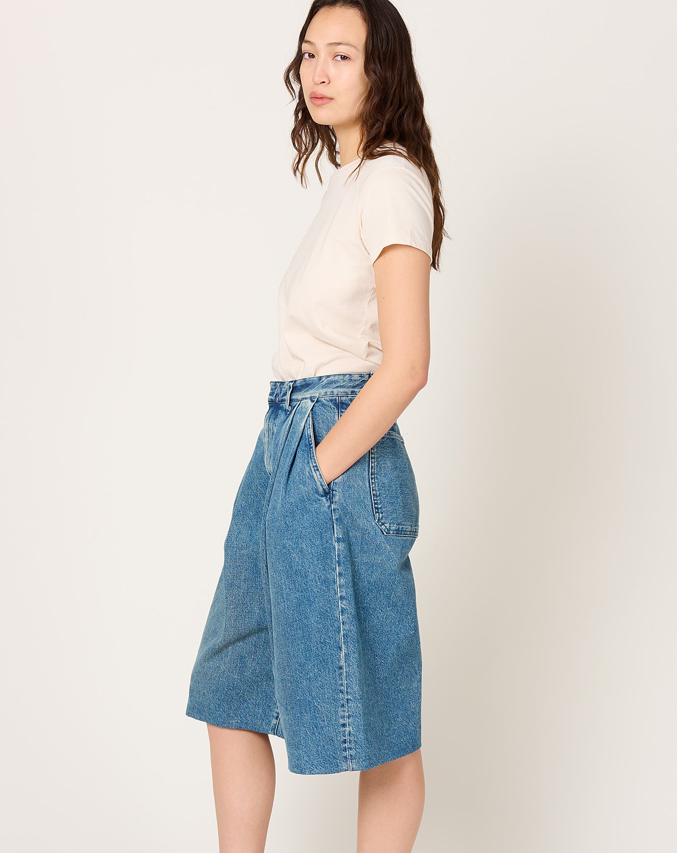 Tanaka Hakama Jean Shorts in Mid Blue