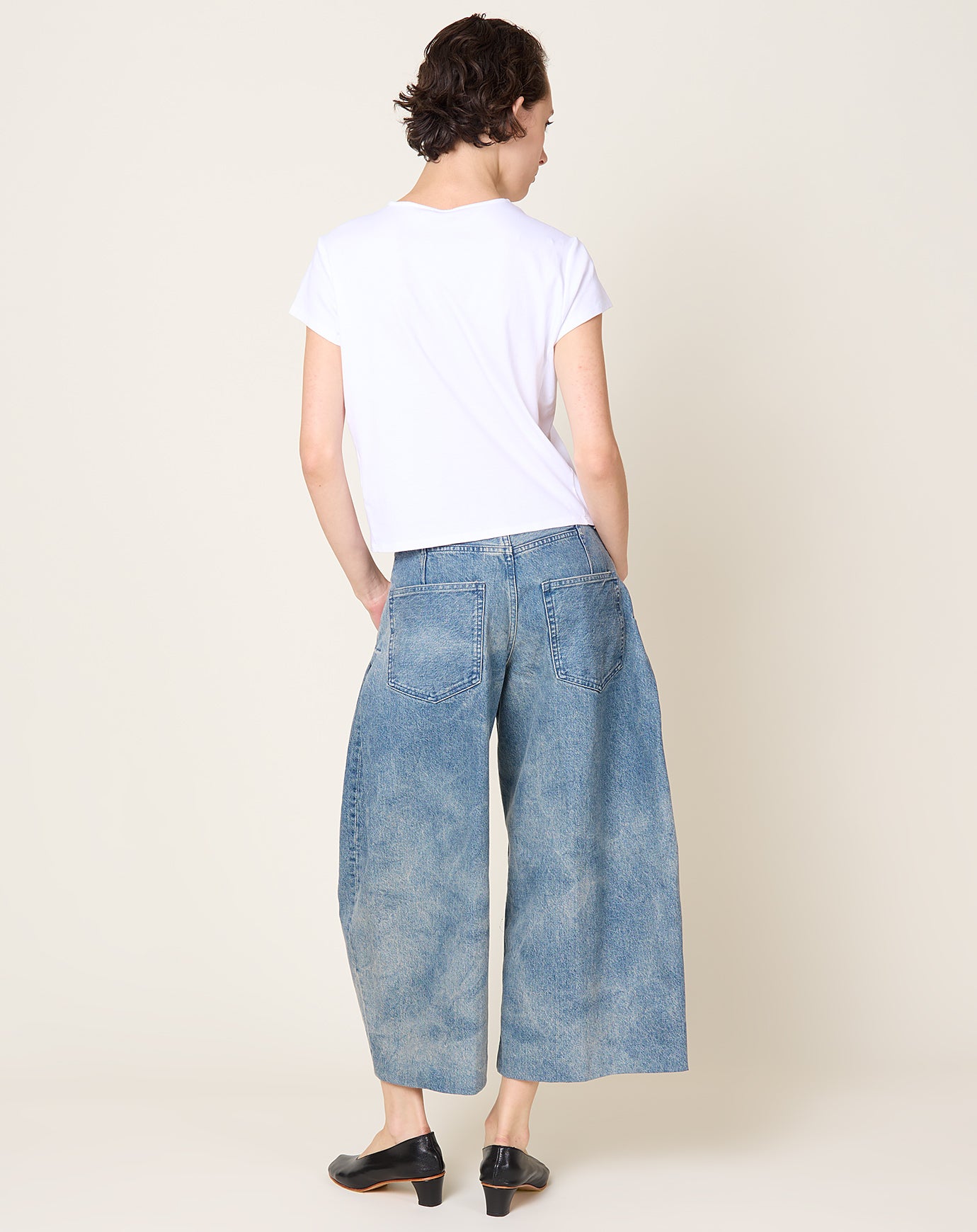 Tanaka Wide Cropped Jeans in Dusty Blue