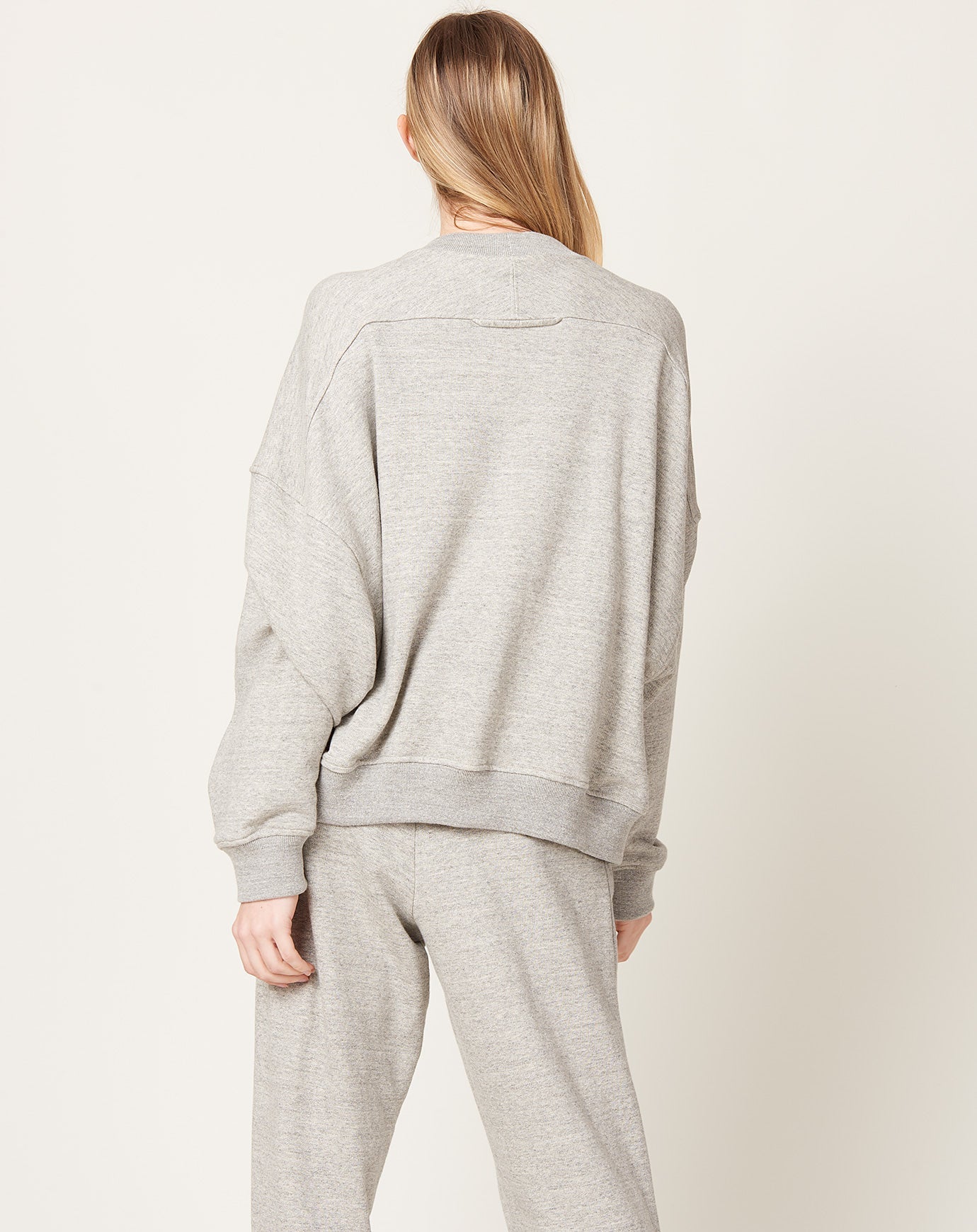 6397 Boxy Crewneck in Heather Grey