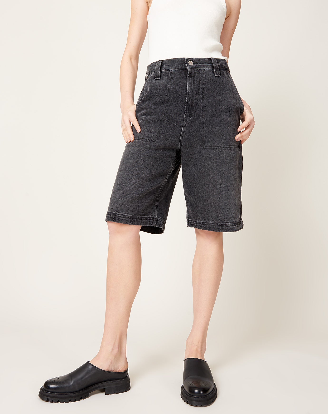 6397 Denim Carpenter Short in Stone Black