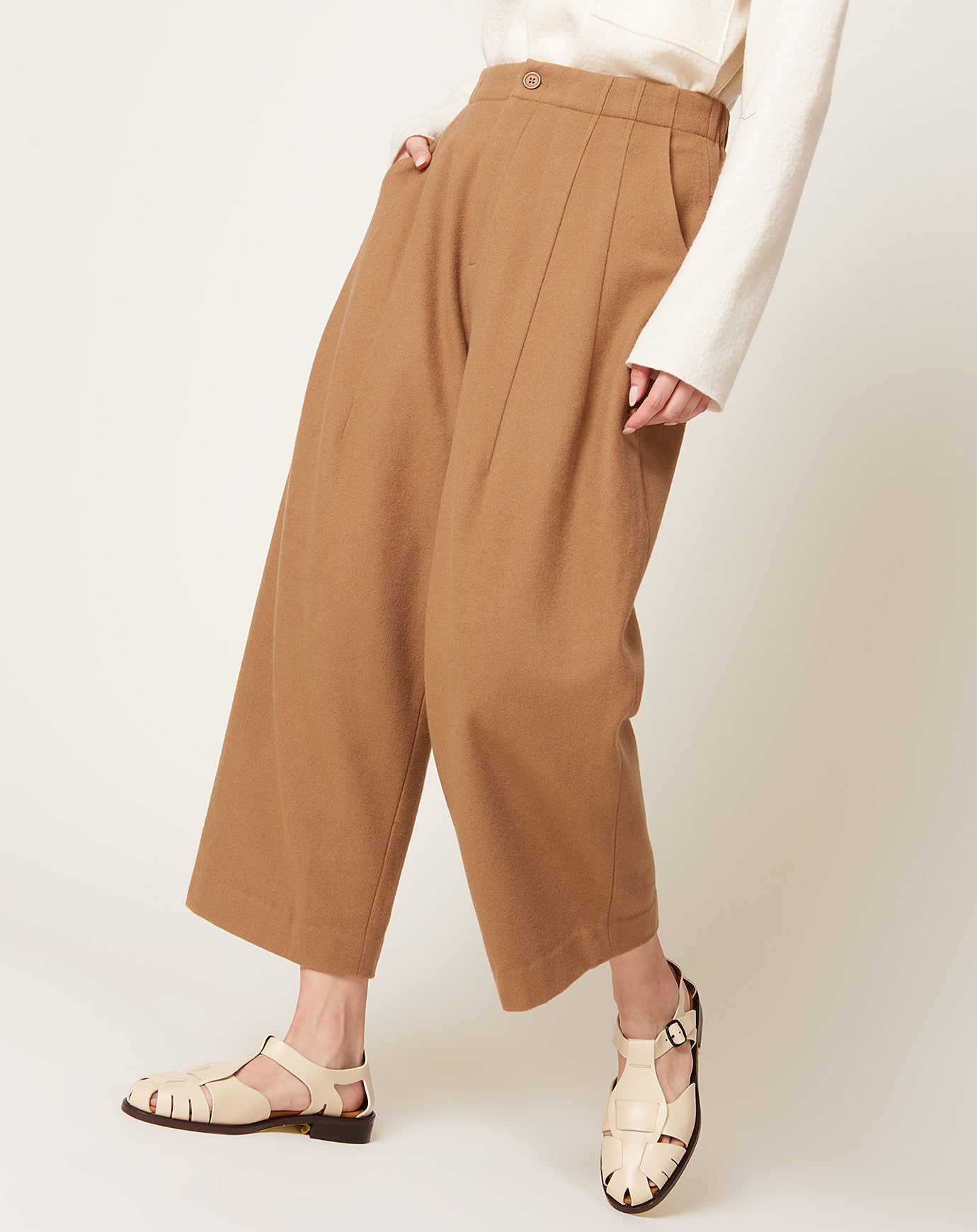 7115 by Szeki Wool Pleated Trouser in Tan