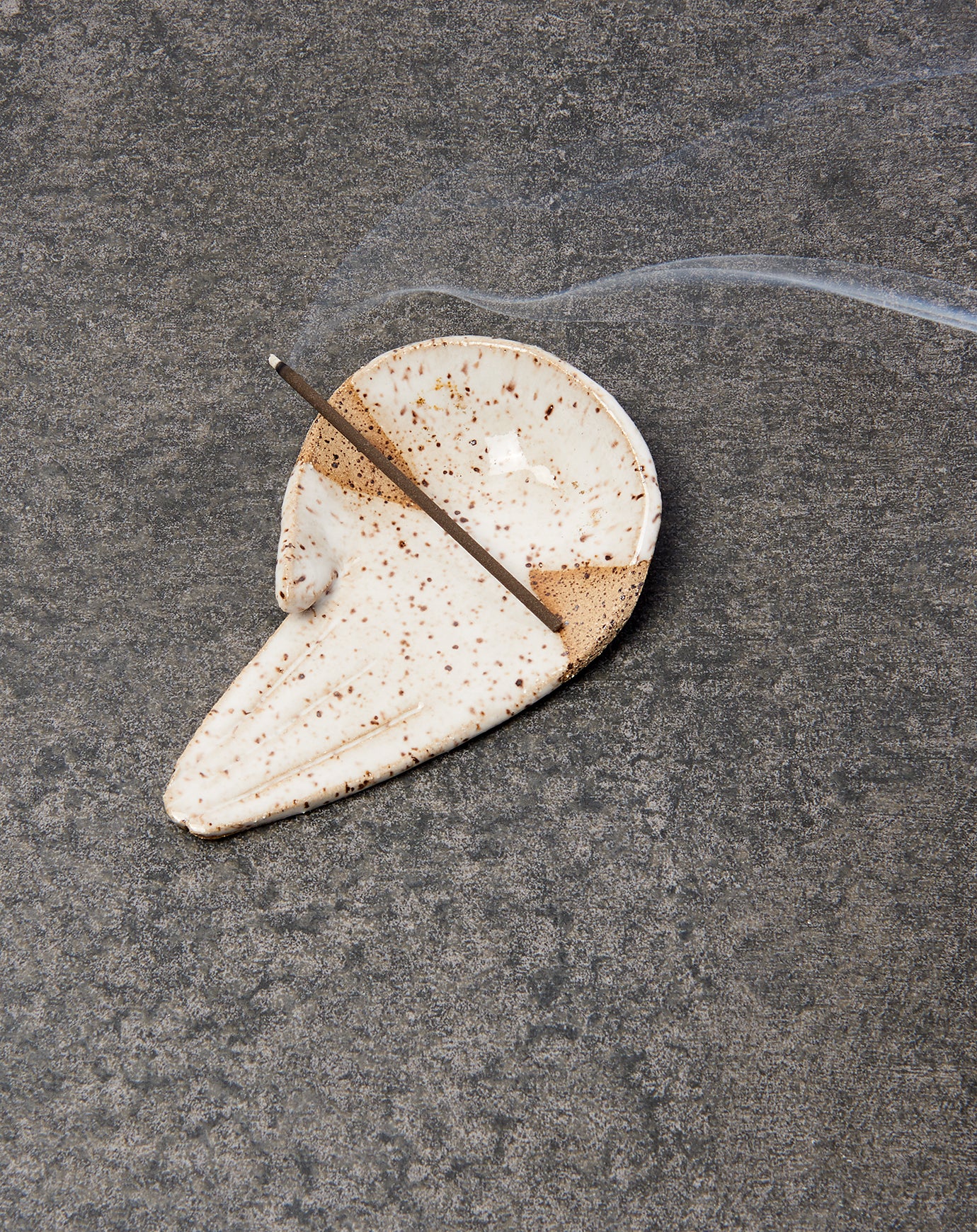 Hasami Porcelain Incense in Sandalwood