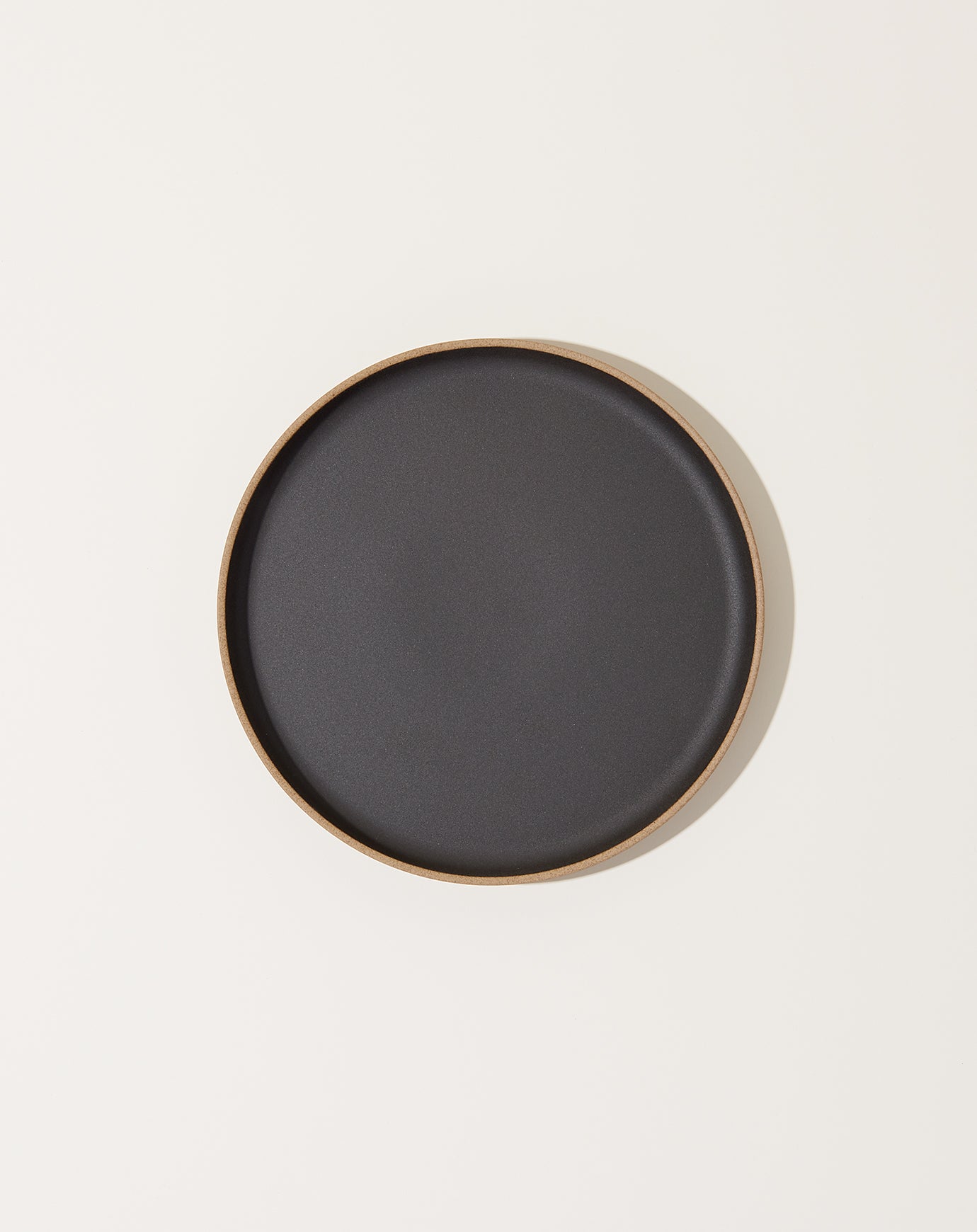 Hasami Porcelain 8 ⅝" Plate in Black