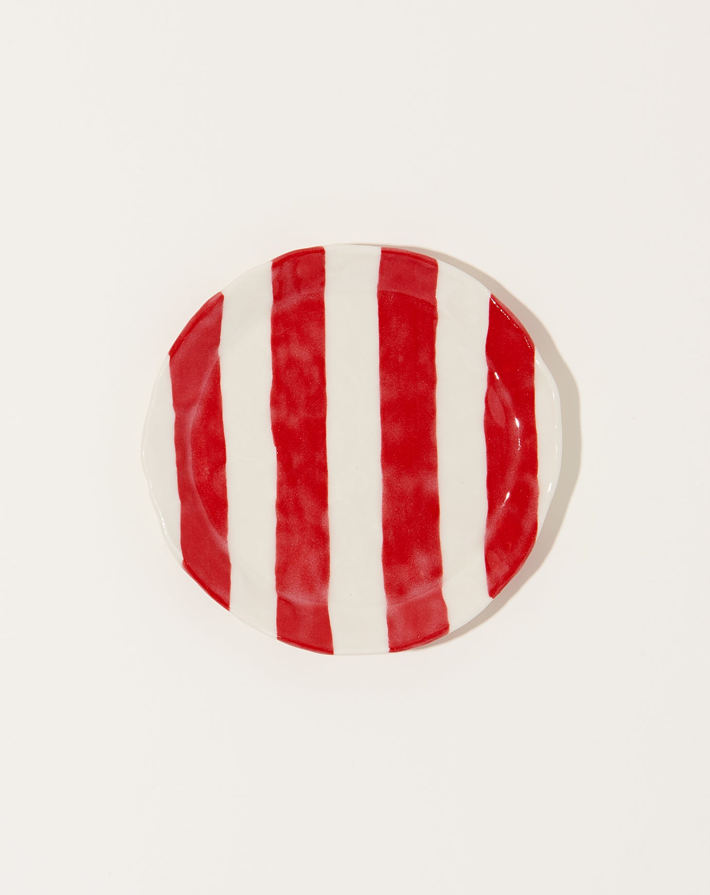 Isabel Halley Ribbon Plate in Red