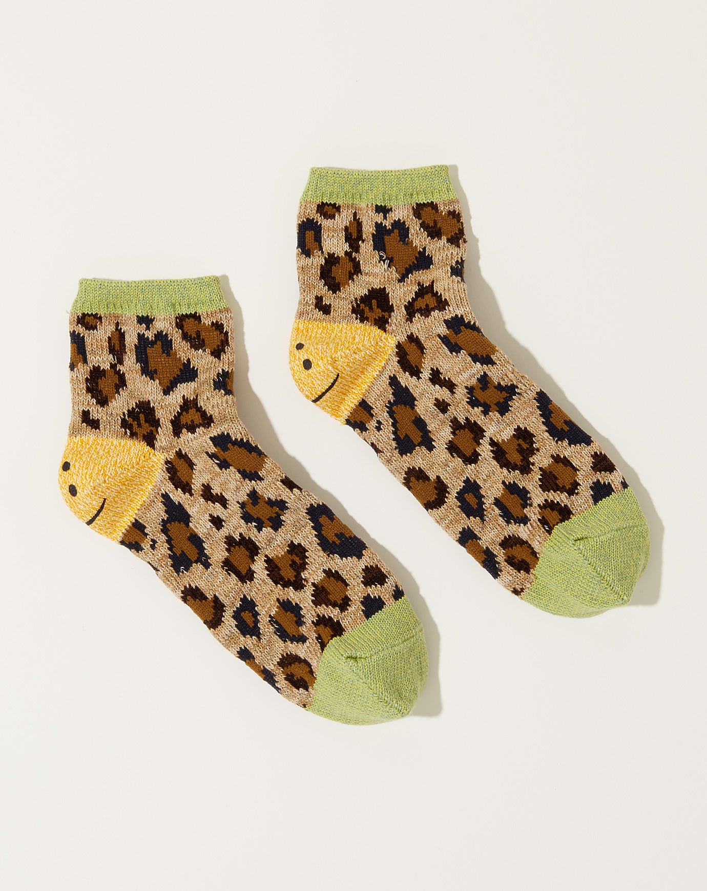 Kapital 84 Yarns RAINBOWY HAPPY HEEL Leopard Ankle Socks in Lime