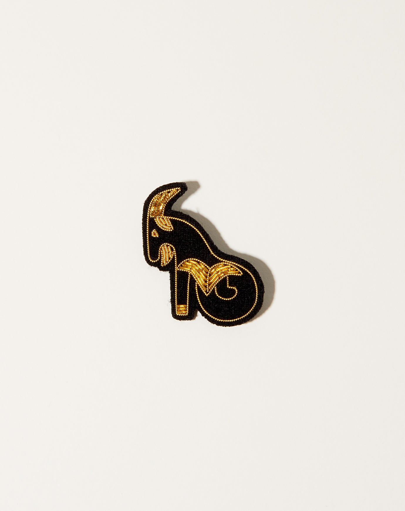 Macon Et Lesquoy Star Sign Capricorn Pin