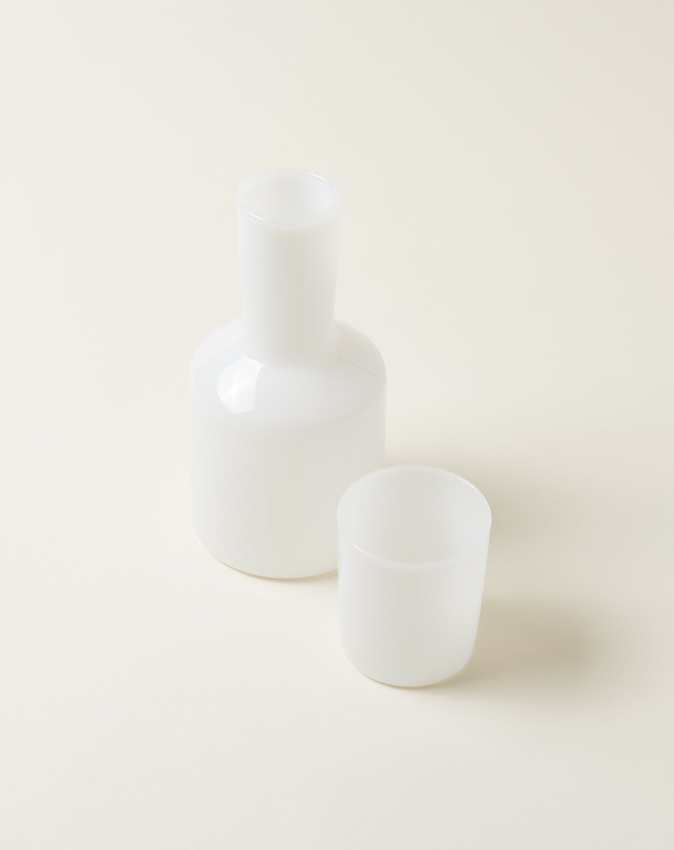 Maison Balzac Carafe Set in Opaque White