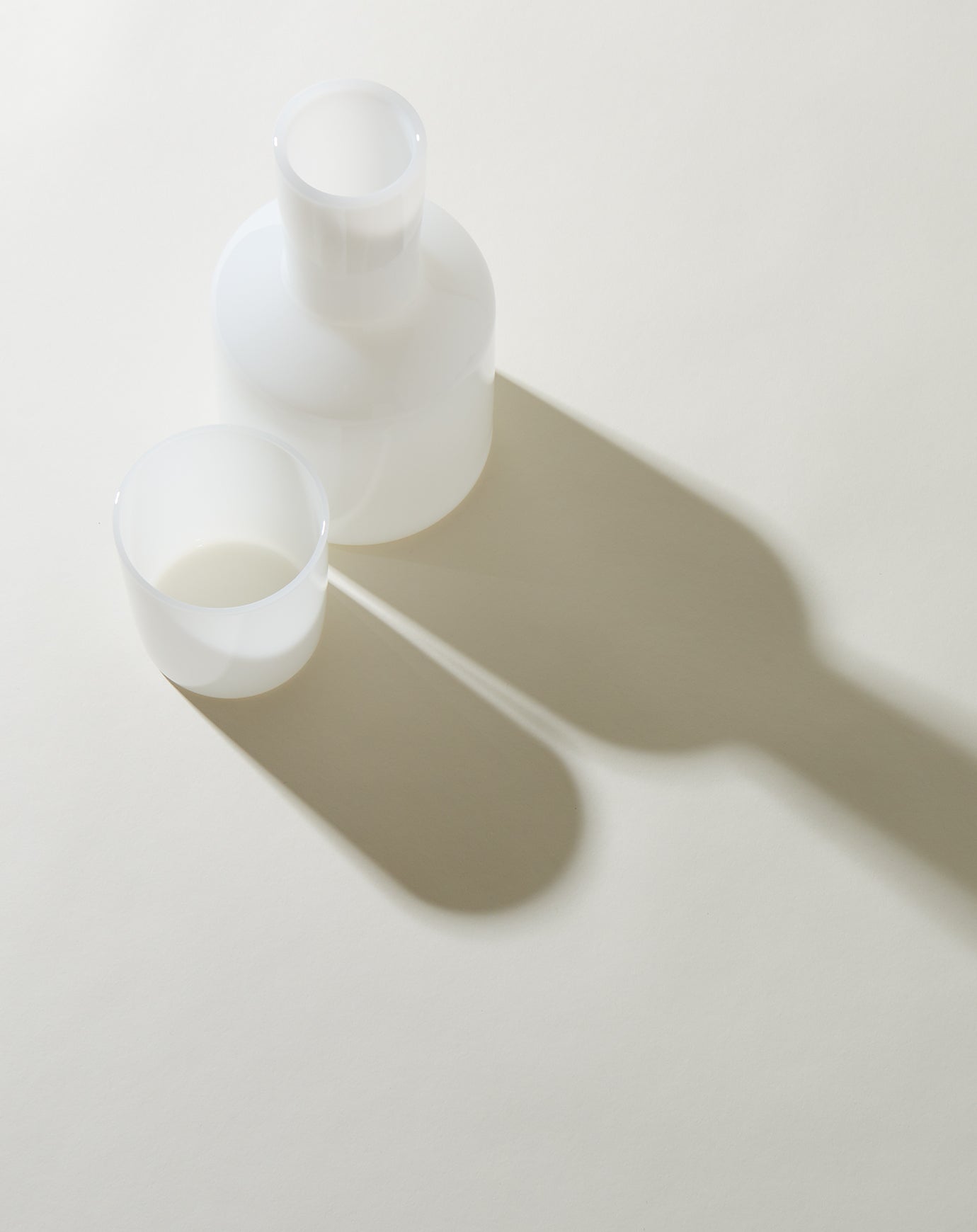 Maison Balzac Carafe Set in Opaque White